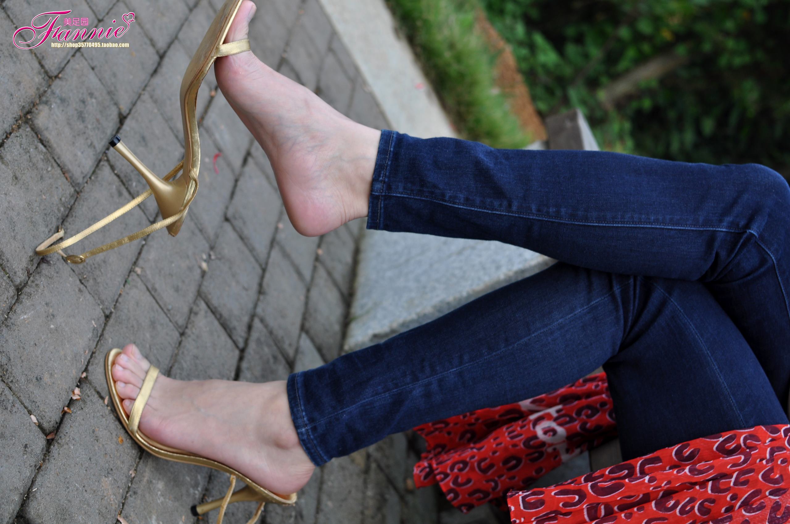 图片[60]-Fannie芬妮每足园 No.513 心绪盈秋 裸足高跟2[59P] – 速更版-美库