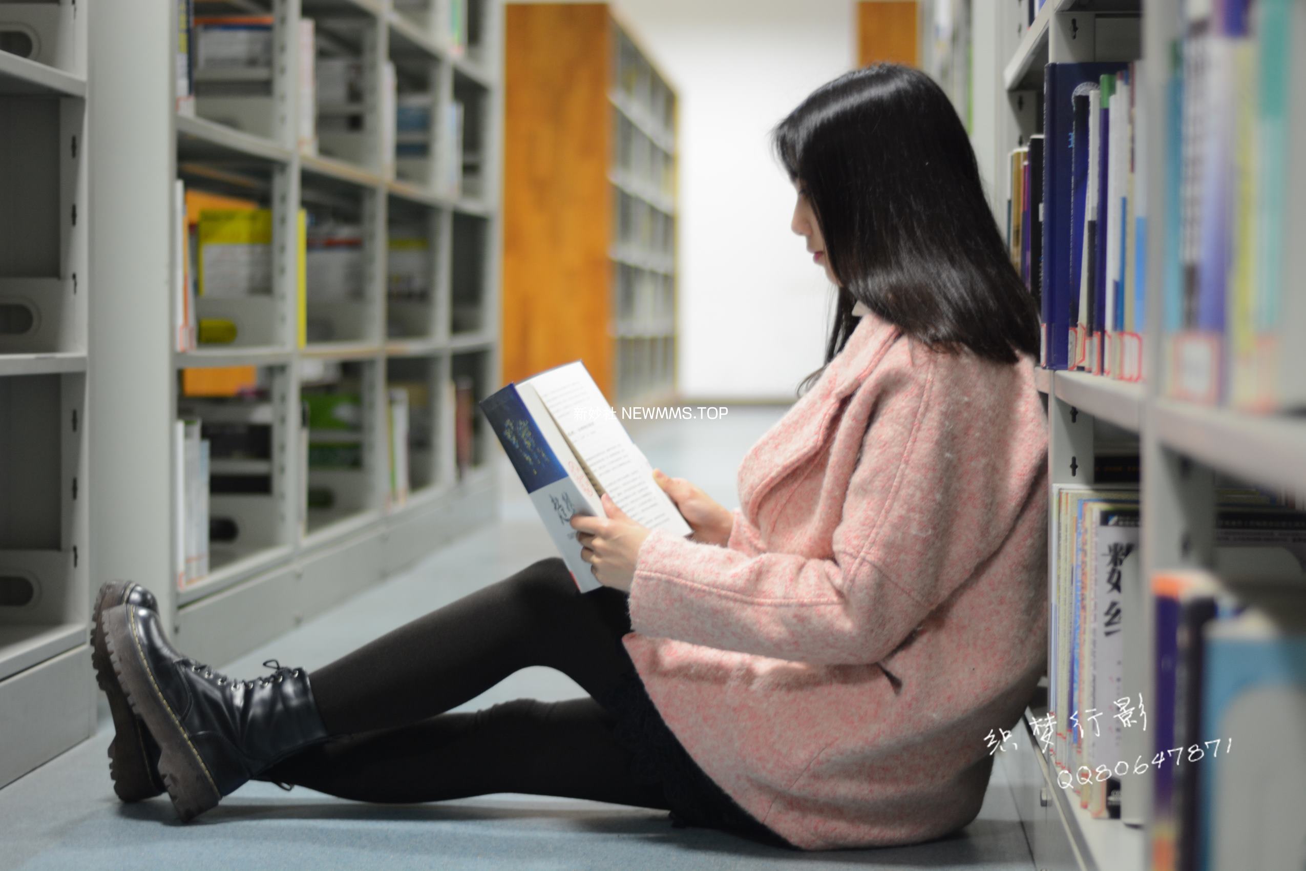 图片[15]-织梦行影@NO.040-第三十九期 校园图书馆小美女打底裤马丁靴白袜美脚（校园）[165P] – 速更版-美库