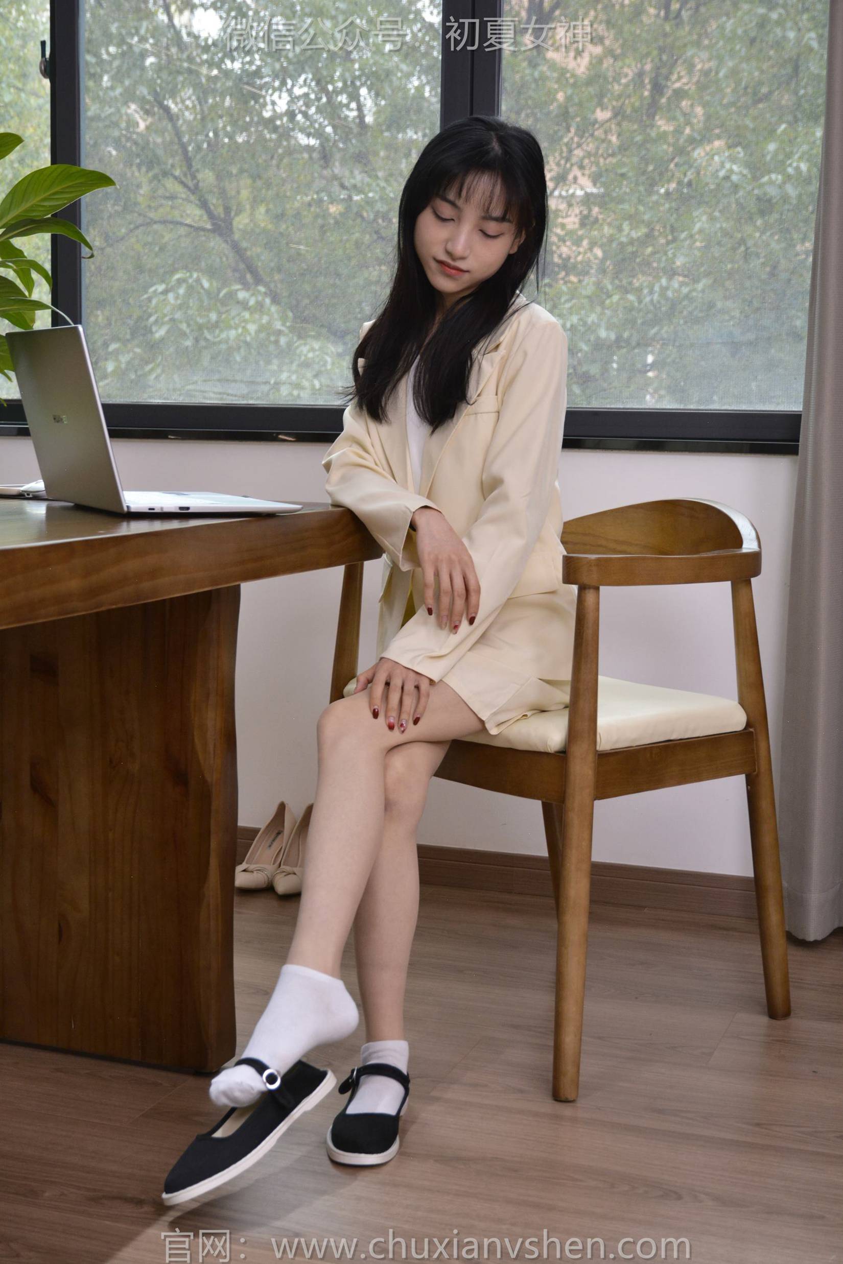 图片[136]-初夏女神 NO.148 柒柒 工作用鞋[140P] – 速更版-美库