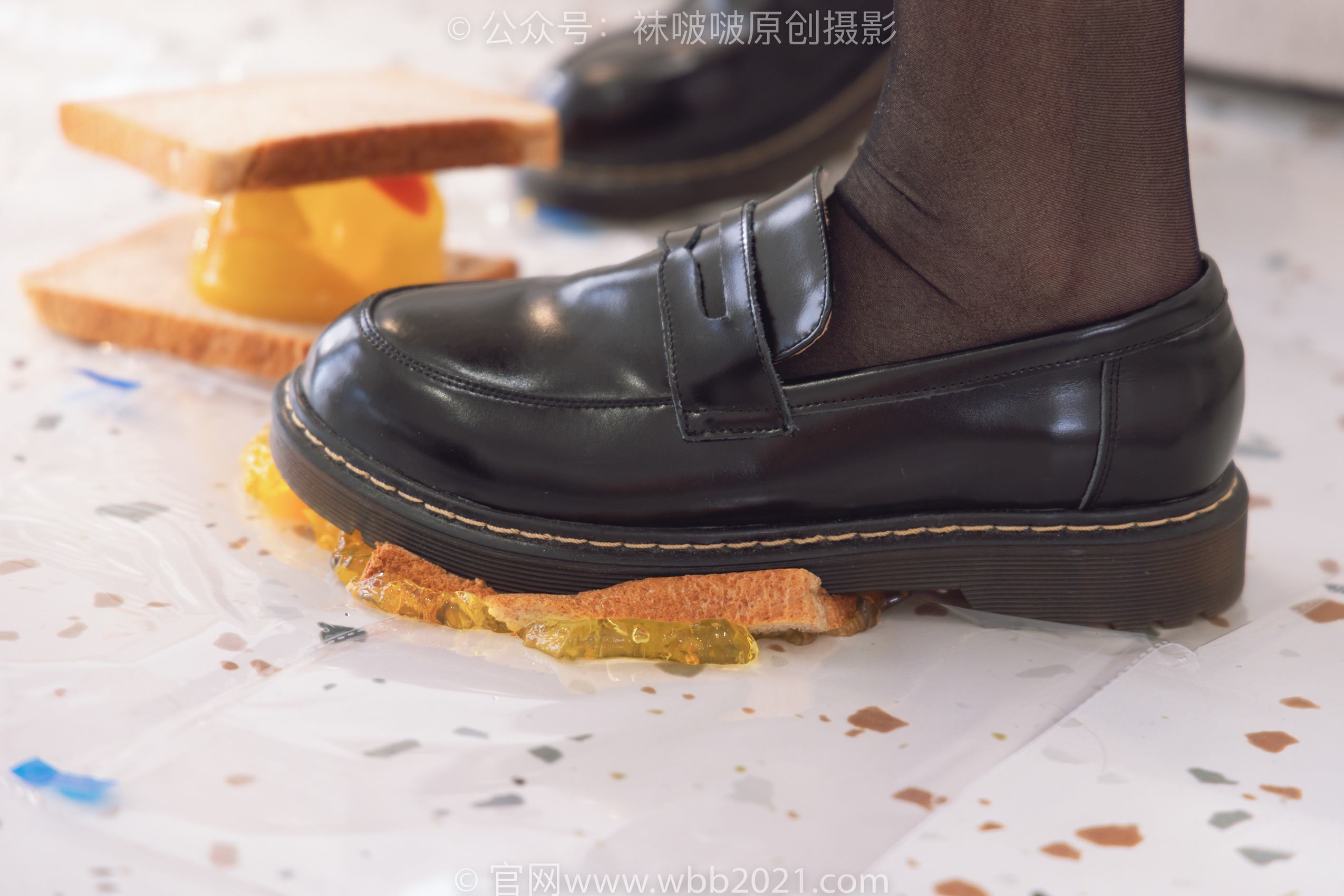 图片[111]-[BoBoSocks袜啵啵]NO.381 小甜豆-皮鞋、黑丝大腿袜、裸足[140P] – 速更版-美库