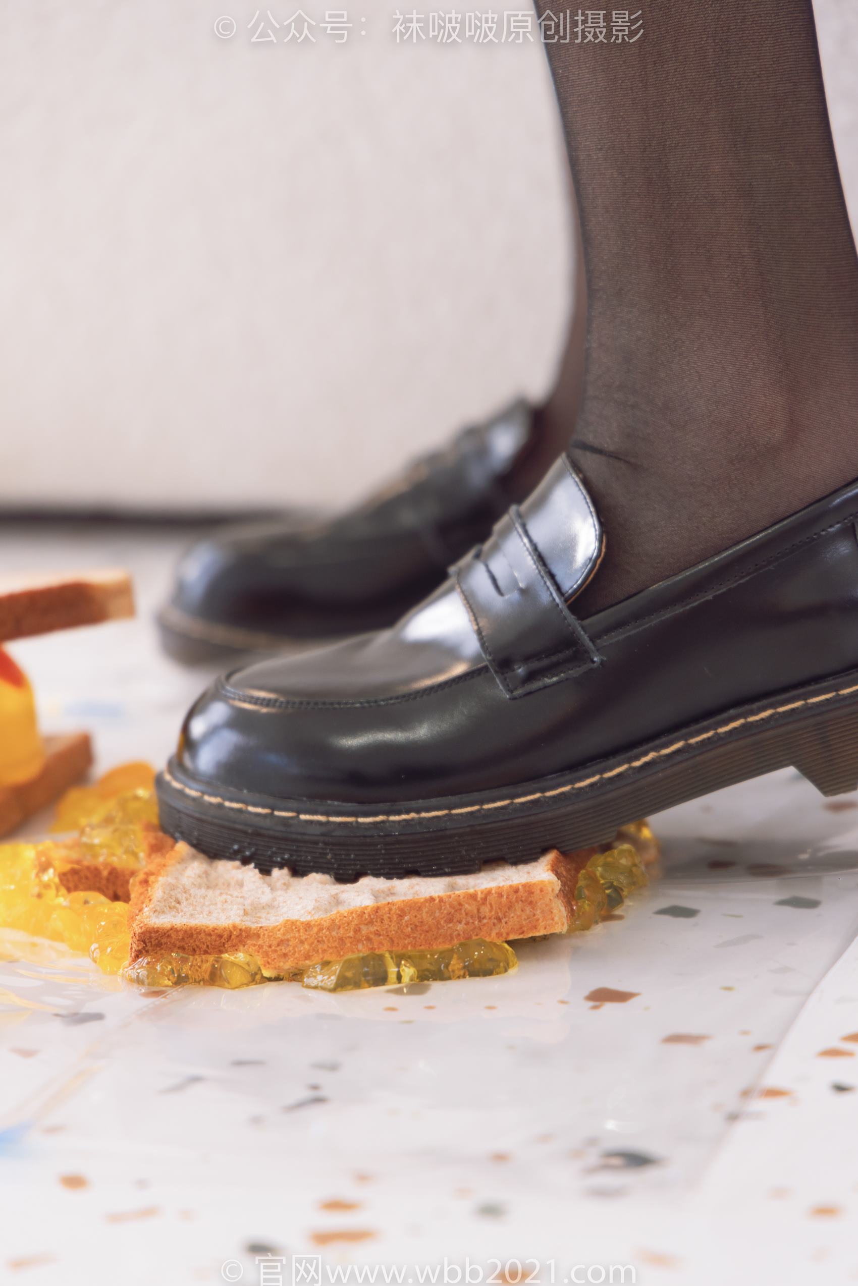 图片[113]-[BoBoSocks袜啵啵]NO.381 小甜豆-皮鞋、黑丝大腿袜、裸足[140P] – 速更版-美库