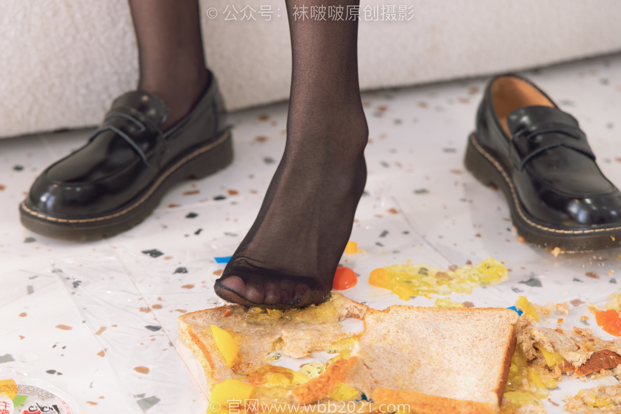 图片[125]-[BoBoSocks袜啵啵]NO.381 小甜豆-皮鞋、黑丝大腿袜、裸足[140P] – 速更版-美库