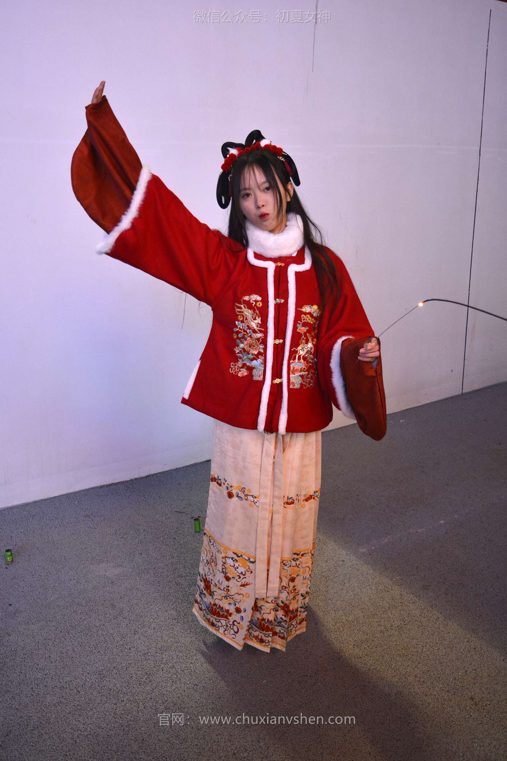 图片[38]-初夏女神 NO.149 双双&秀秀&情情 新年快乐[110P] – 速更版-美库