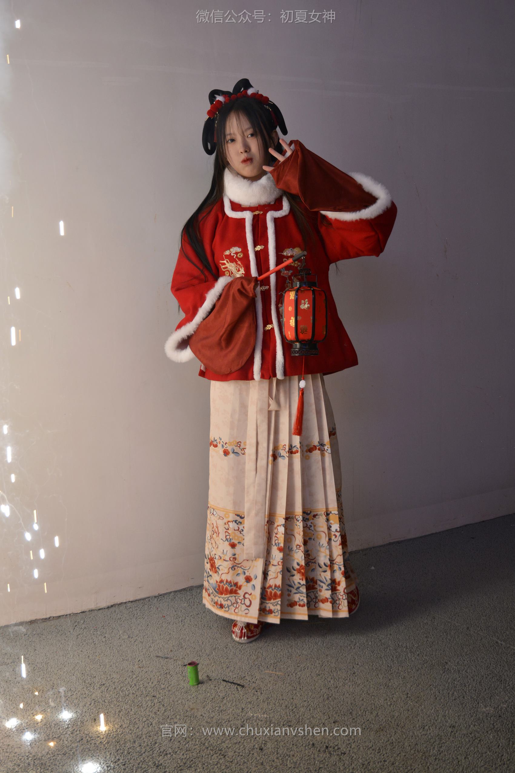 图片[39]-初夏女神 NO.149 双双&秀秀&情情 新年快乐[110P] – 速更版-美库