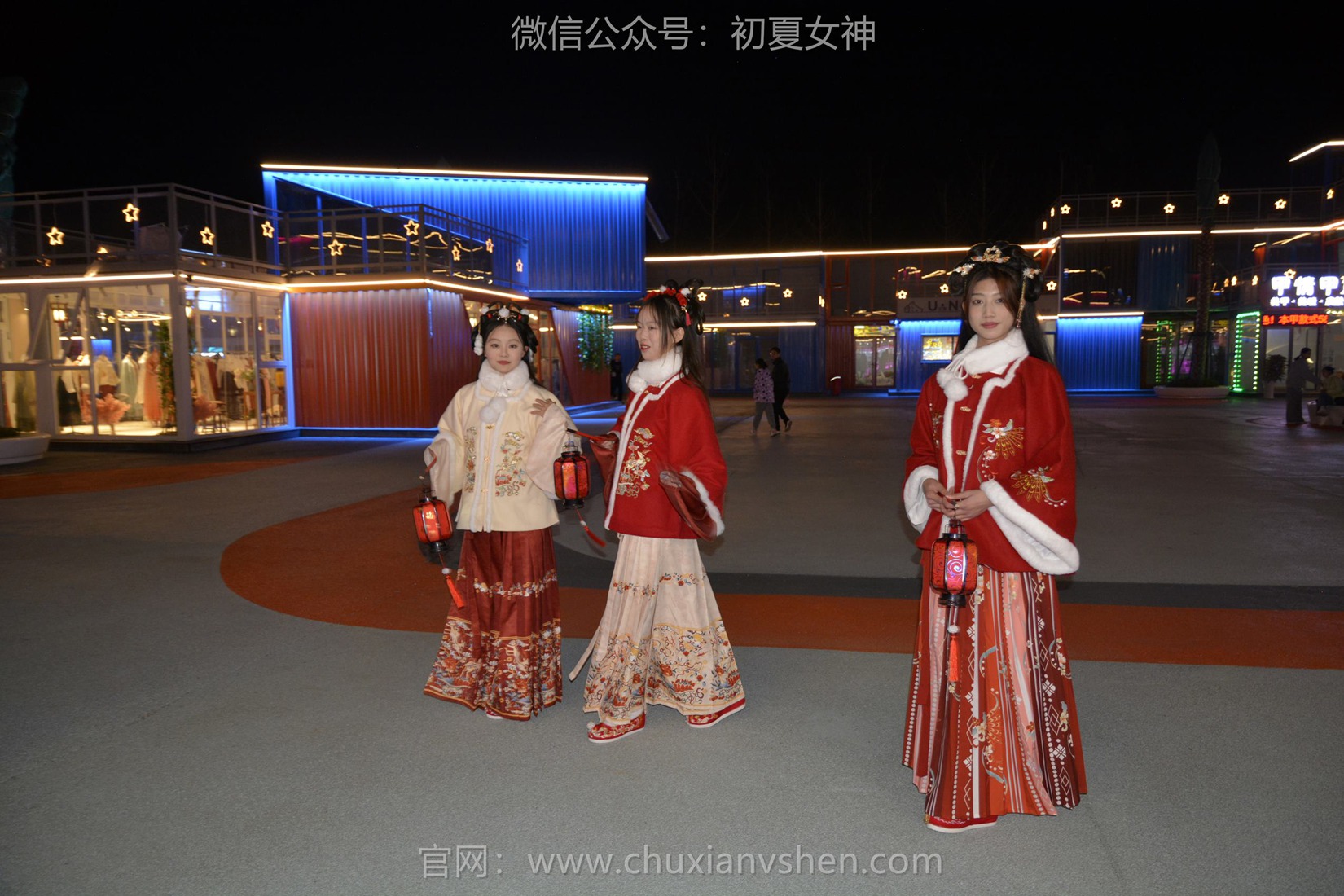 图片[47]-初夏女神 NO.149 双双&秀秀&情情 新年快乐[110P] – 速更版-美库