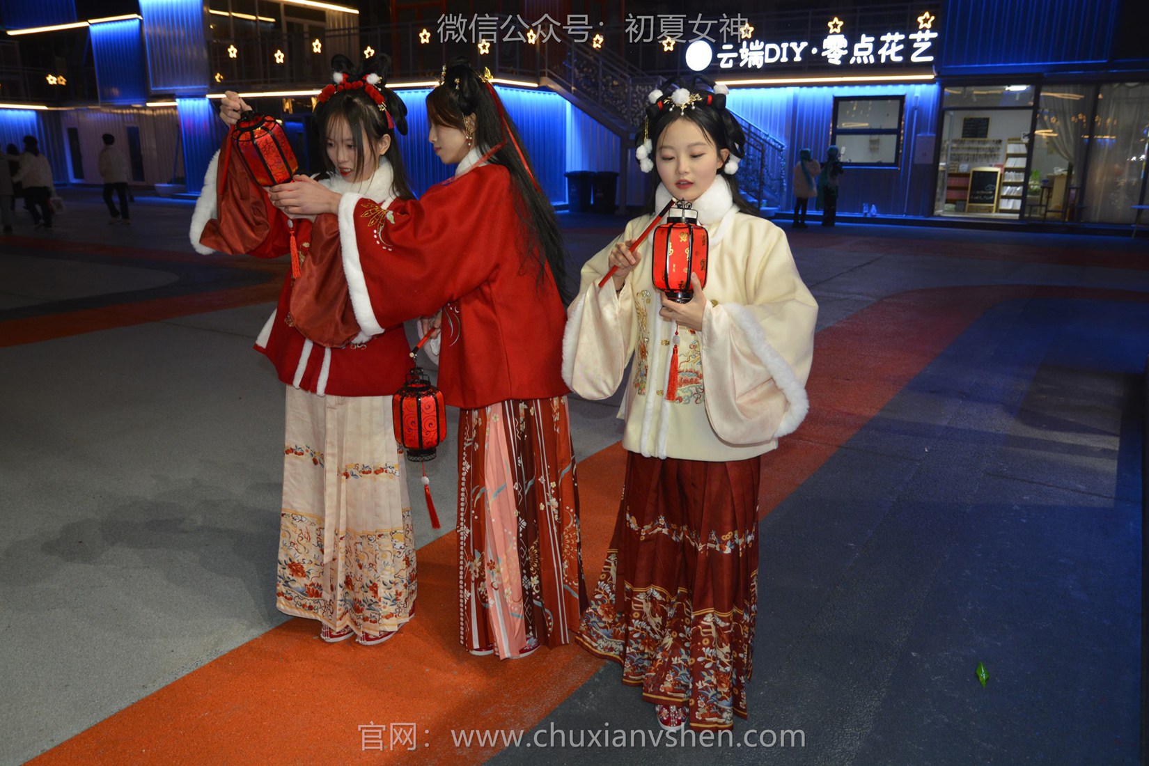 图片[51]-初夏女神 NO.149 双双&秀秀&情情 新年快乐[110P] – 速更版-美库