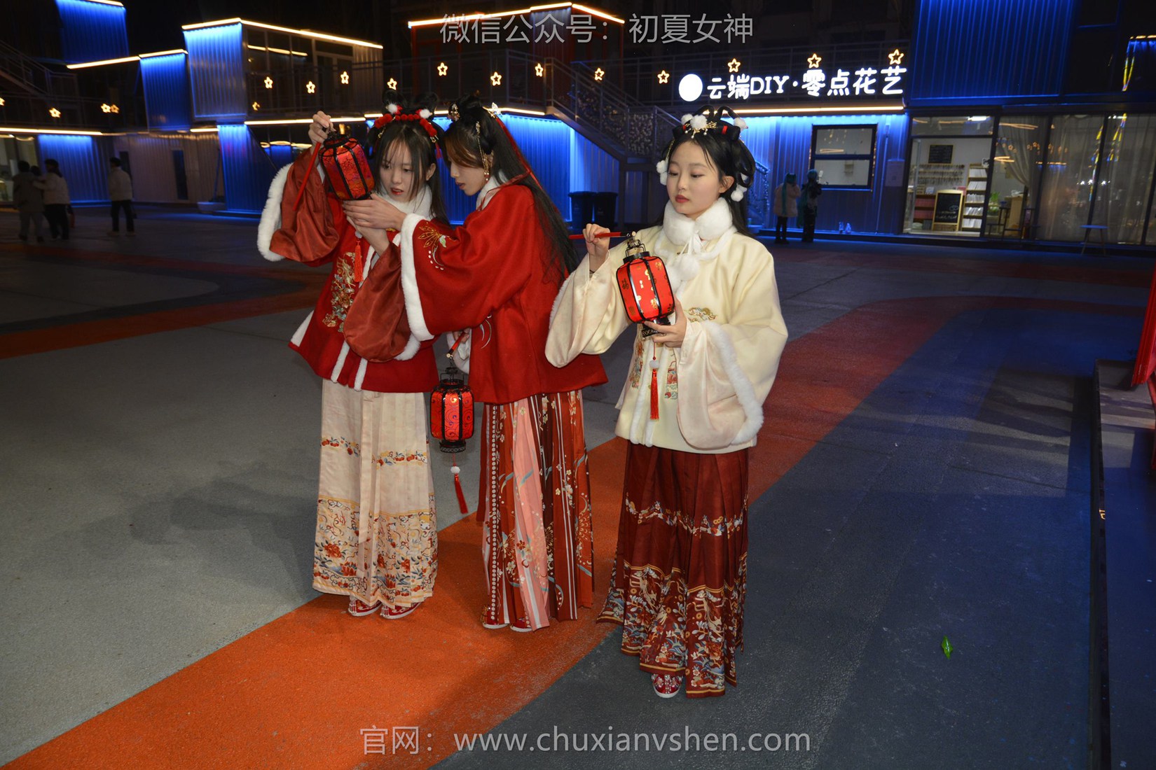 图片[52]-初夏女神 NO.149 双双&秀秀&情情 新年快乐[110P] – 速更版-美库