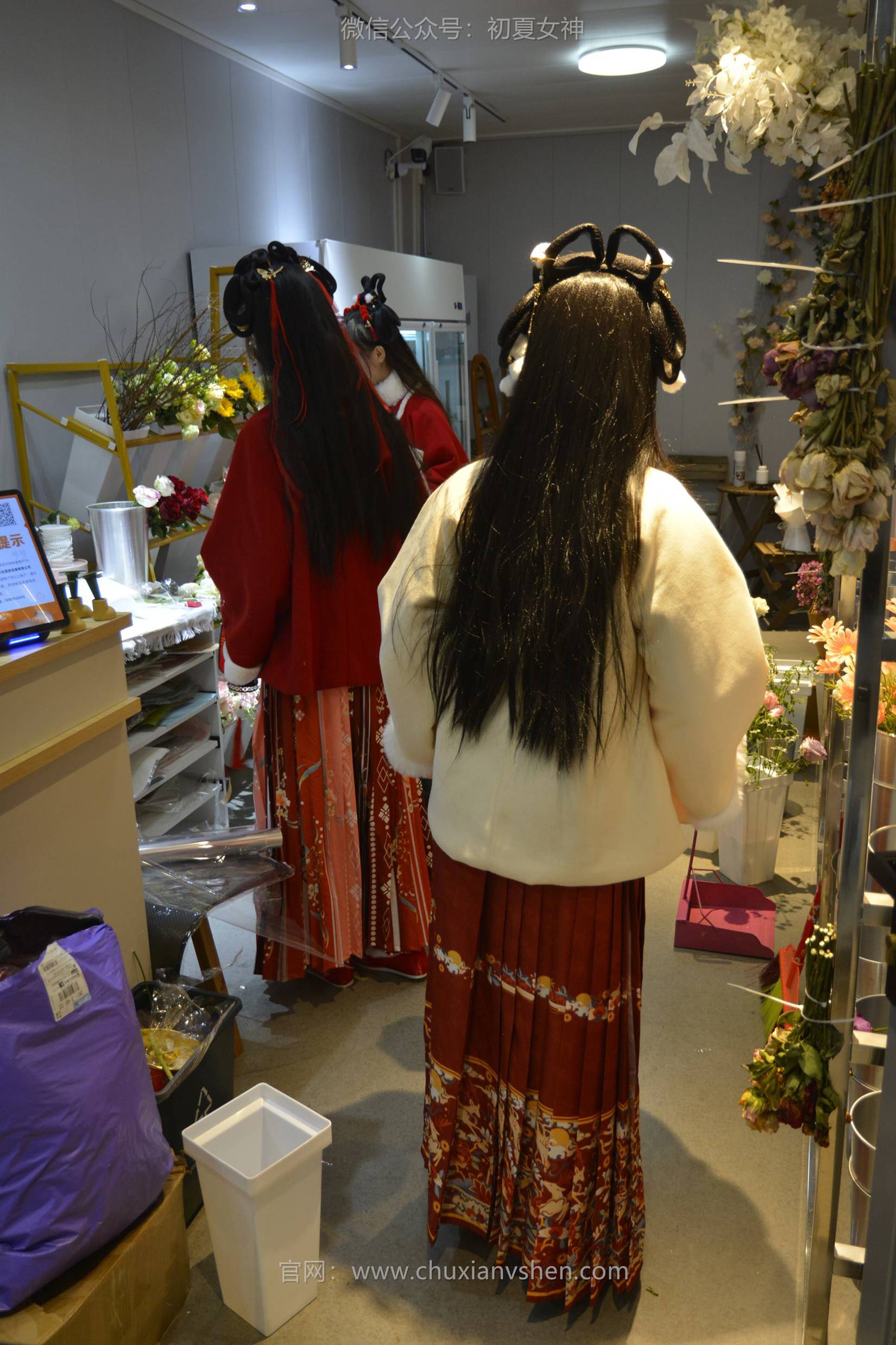 图片[58]-初夏女神 NO.149 双双&秀秀&情情 新年快乐[110P] – 速更版-美库