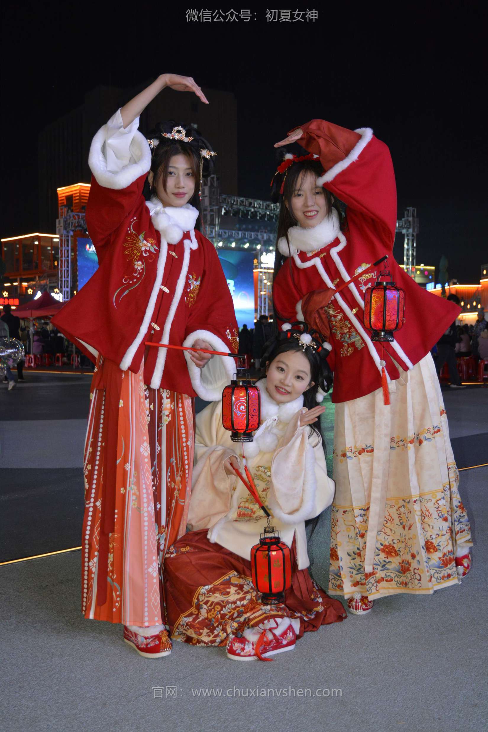 图片[78]-初夏女神 NO.149 双双&秀秀&情情 新年快乐[110P] – 速更版-美库