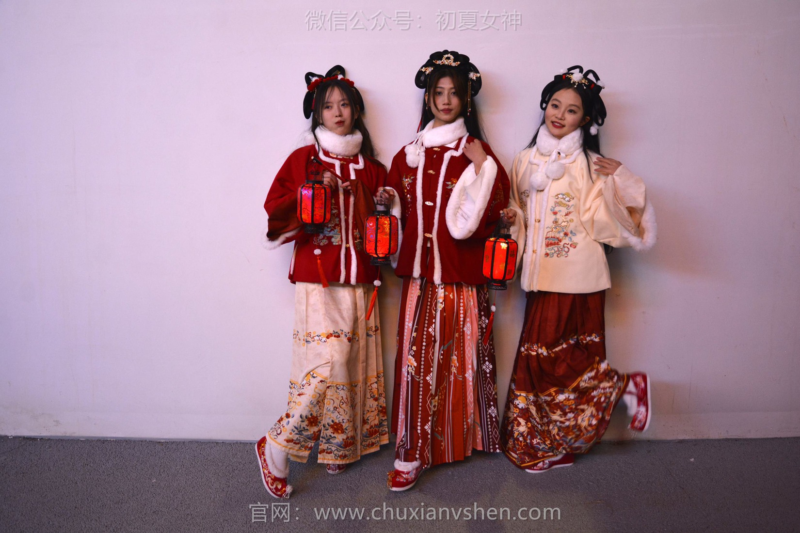 图片[85]-初夏女神 NO.149 双双&秀秀&情情 新年快乐[110P] – 速更版-美库