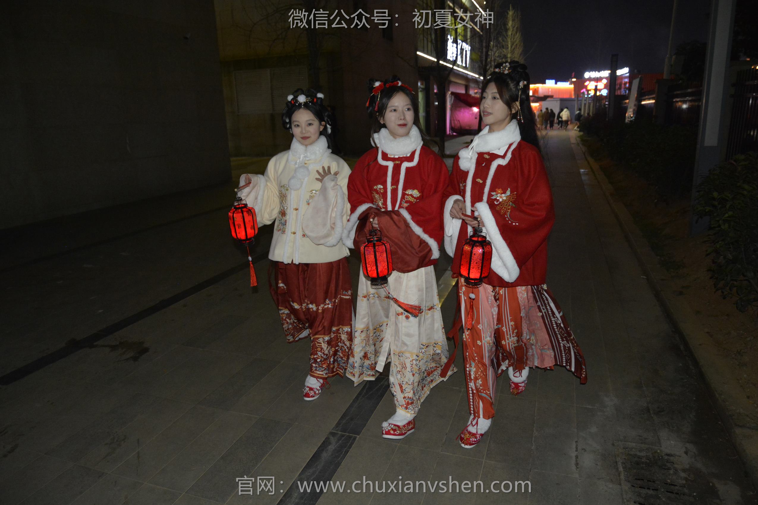 图片[89]-初夏女神 NO.149 双双&秀秀&情情 新年快乐[110P] – 速更版-美库