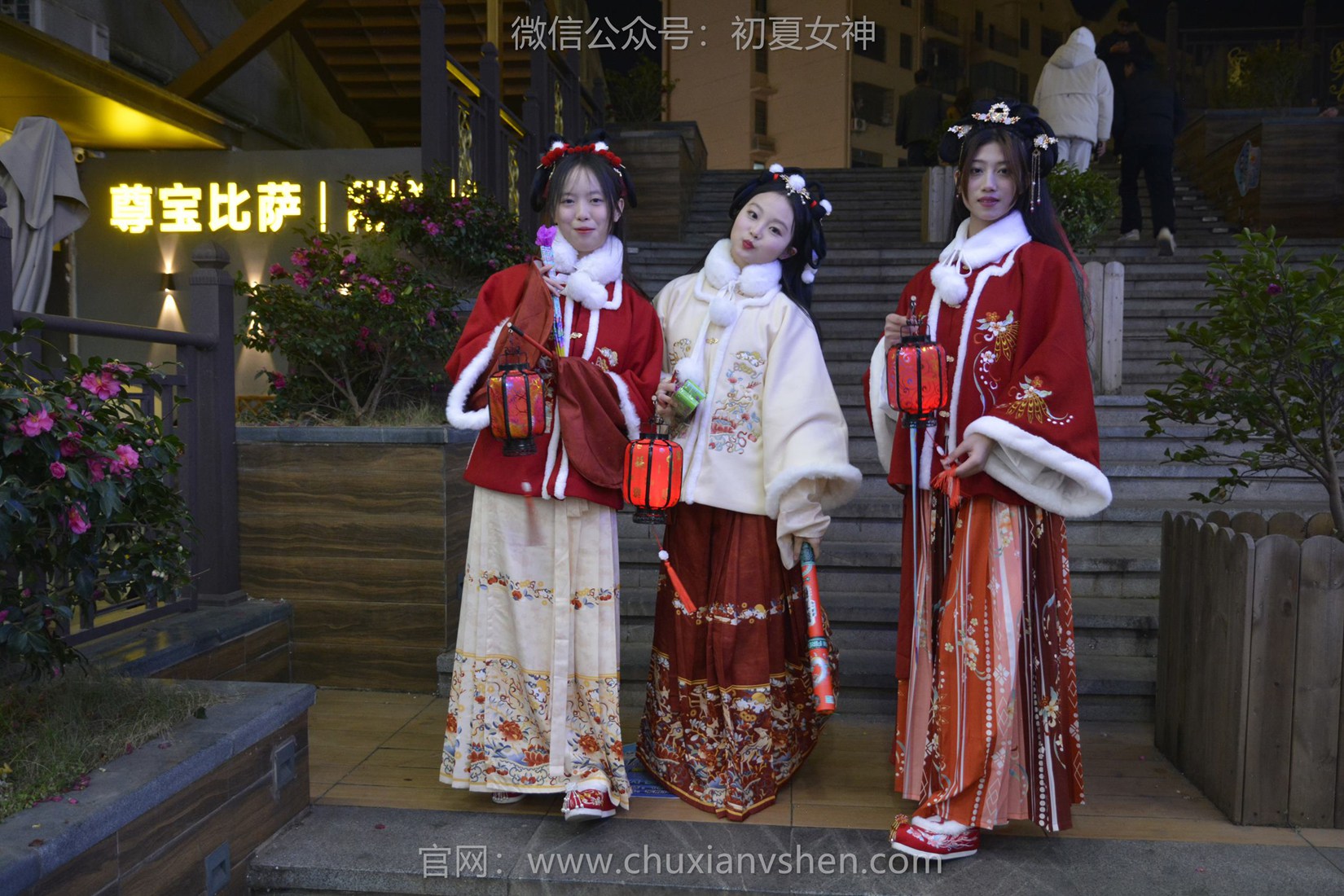 图片[97]-初夏女神 NO.149 双双&秀秀&情情 新年快乐[110P] – 速更版-美库