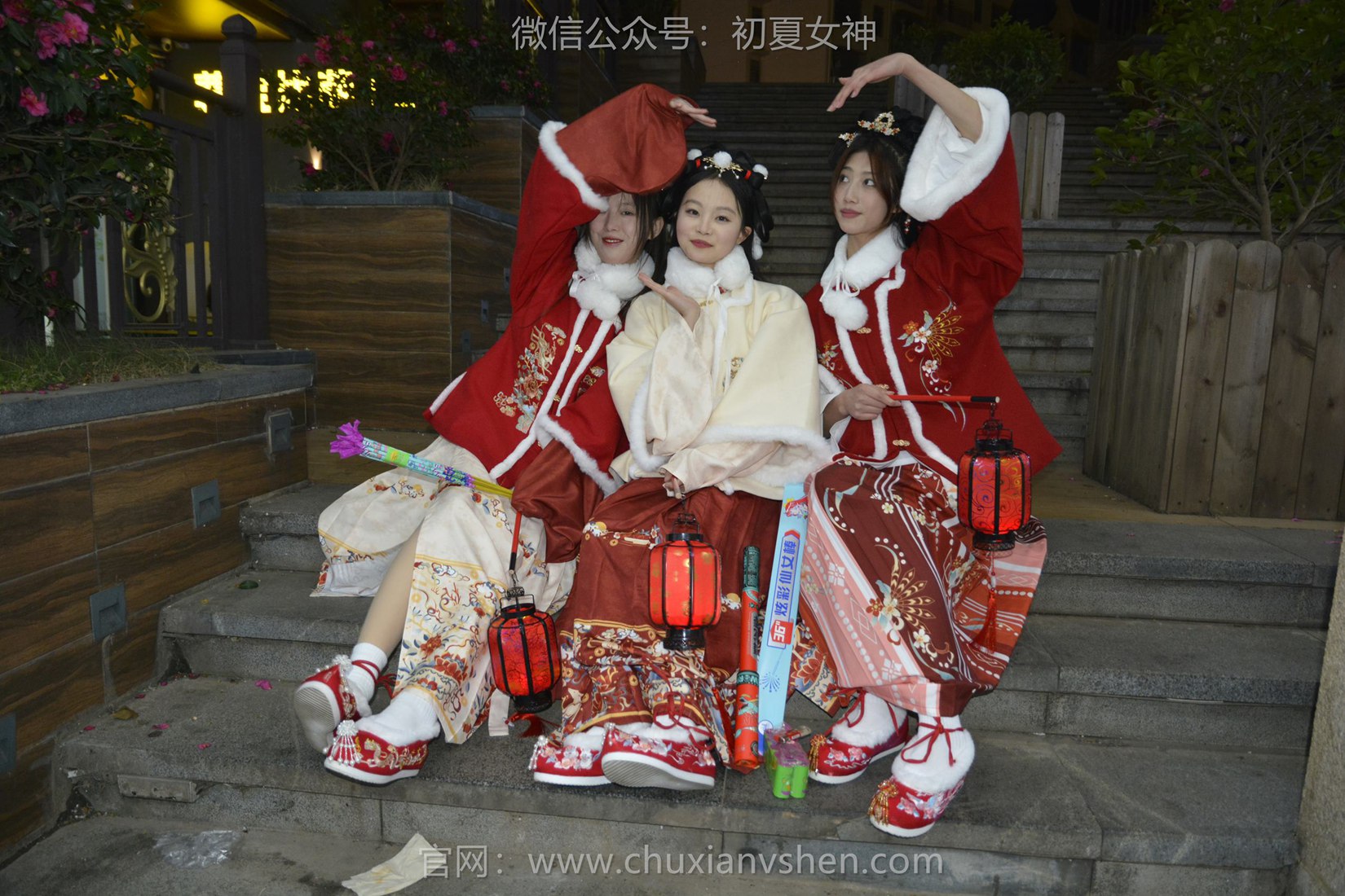 图片[100]-初夏女神 NO.149 双双&秀秀&情情 新年快乐[110P] – 速更版-美库