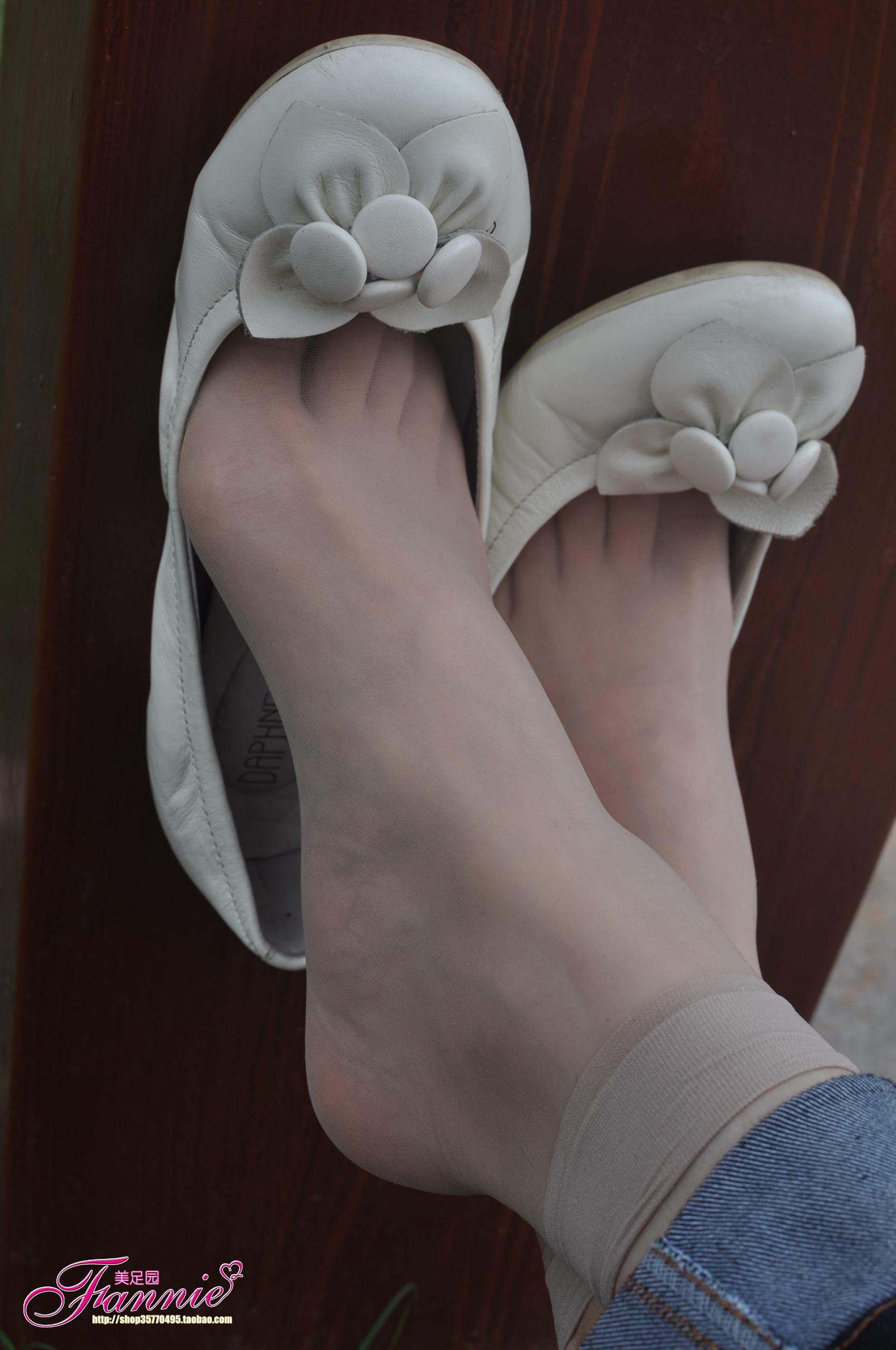 图片[19]-Fannie芬妮每足园 No.516 行在深秋 丝族3[47P] – 速更版-美库