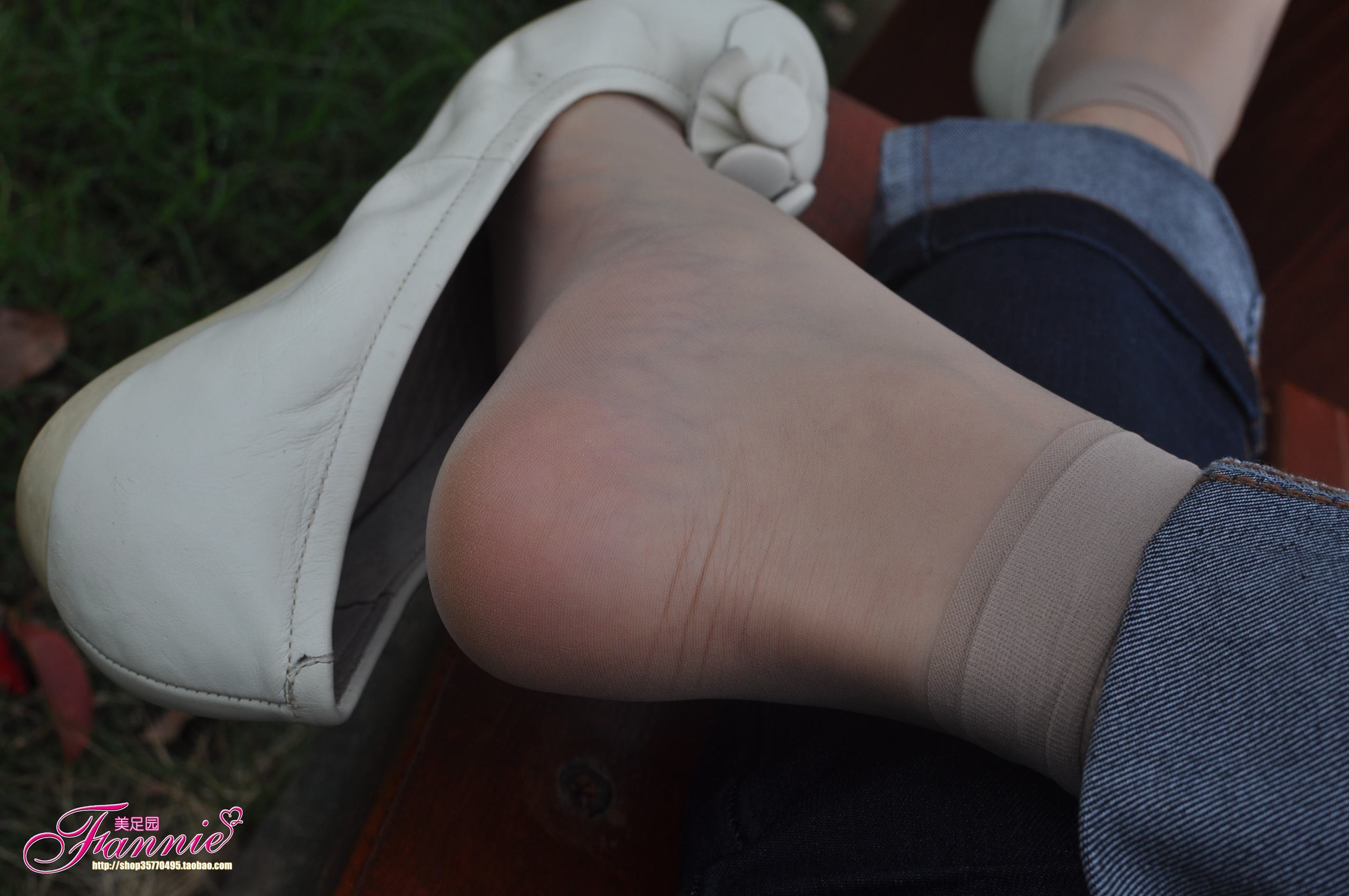 图片[23]-Fannie芬妮每足园 No.516 行在深秋 丝族3[47P] – 速更版-美库