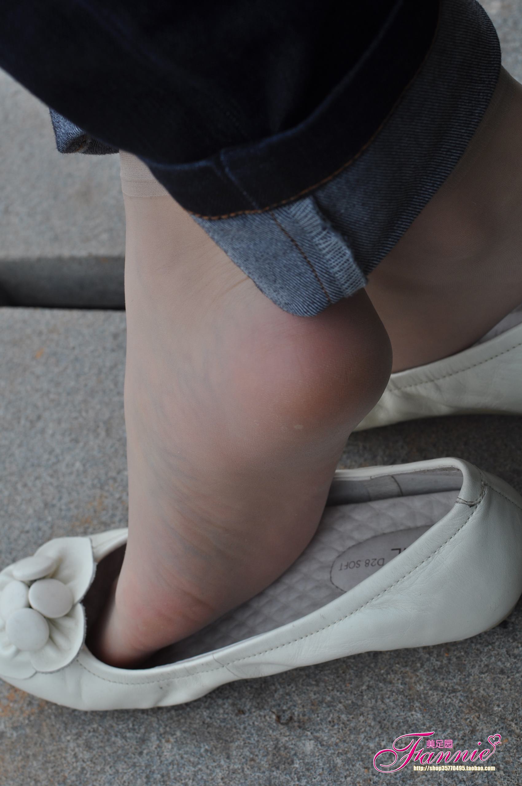 图片[33]-Fannie芬妮每足园 No.516 行在深秋 丝族3[47P] – 速更版-美库