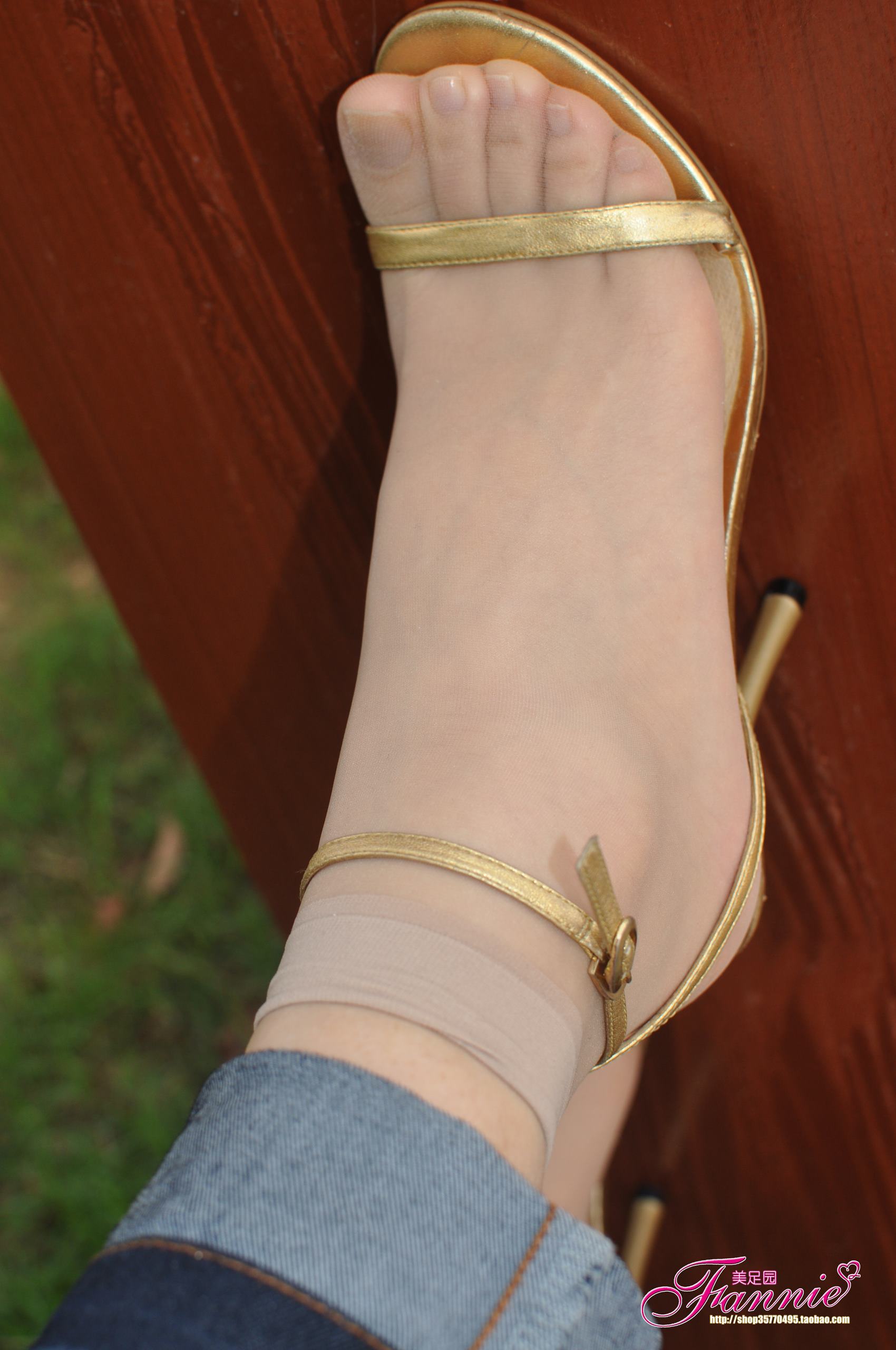 图片[28]-Fannie芬妮每足园 No.517 行在深秋 丝族4[41P] – 速更版-美库