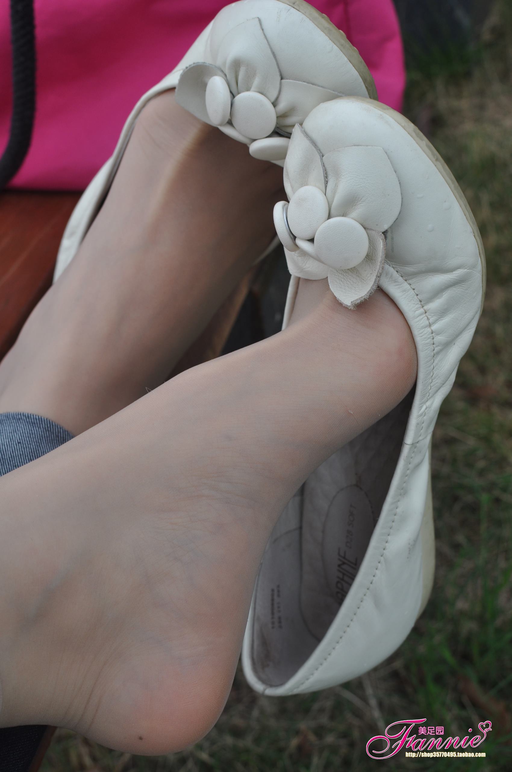 图片[38]-Fannie芬妮每足园 No.516 行在深秋 丝族3[47P] – 速更版-美库