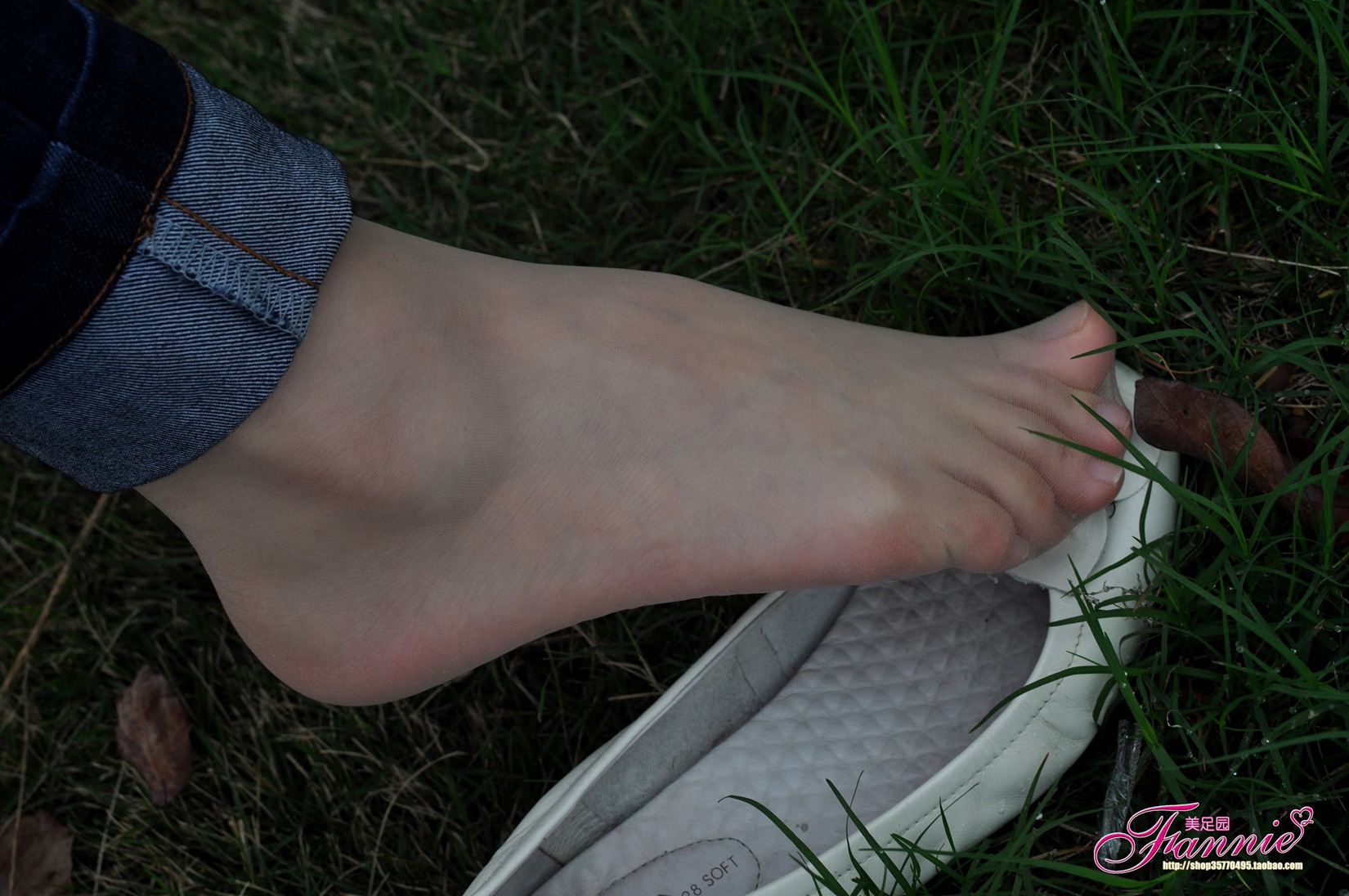 图片[42]-Fannie芬妮每足园 No.516 行在深秋 丝族3[47P] – 速更版-美库