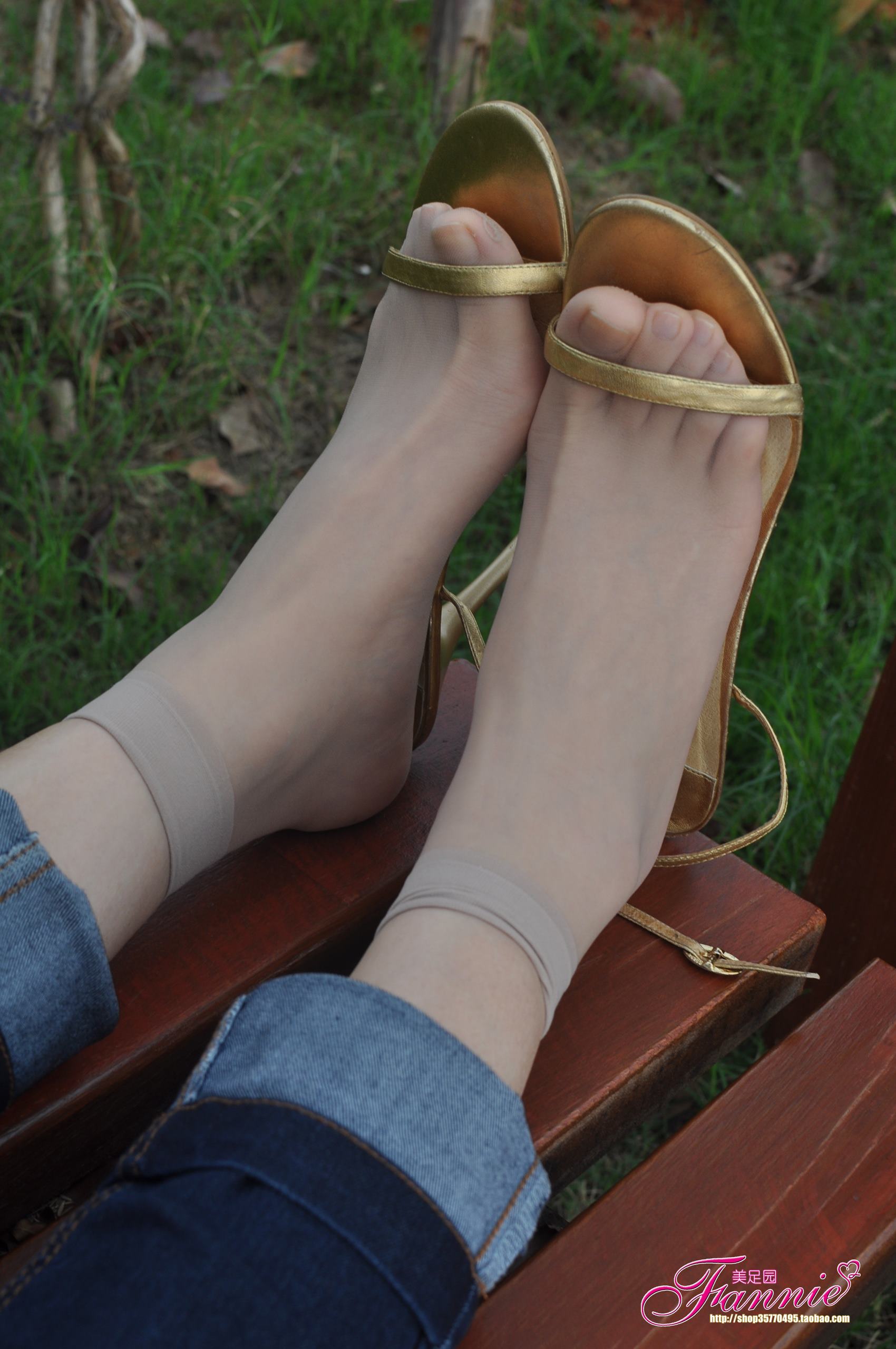 图片[35]-Fannie芬妮每足园 No.517 行在深秋 丝族4[41P] – 速更版-美库