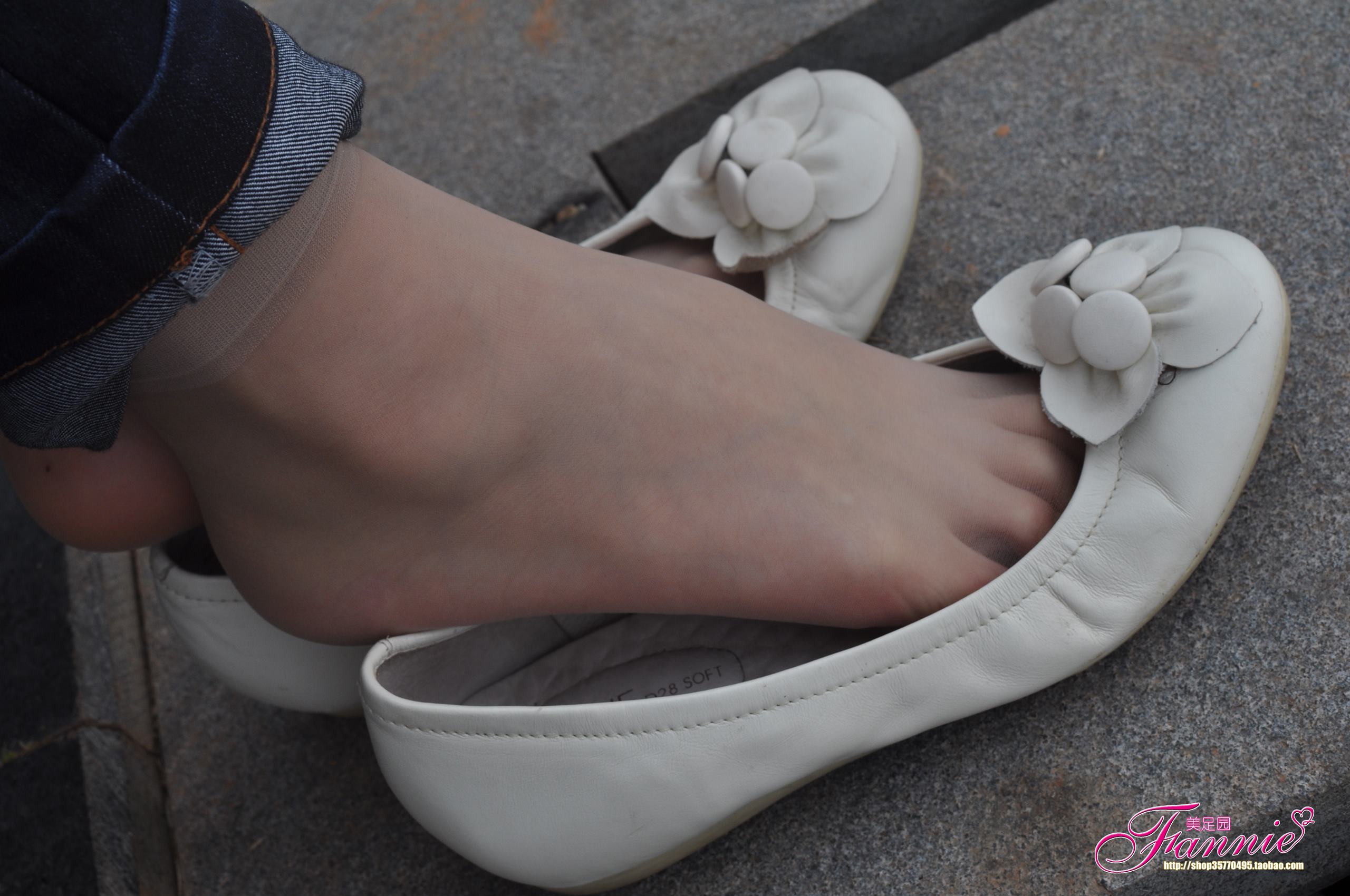 图片[47]-Fannie芬妮每足园 No.516 行在深秋 丝族3[47P] – 速更版-美库