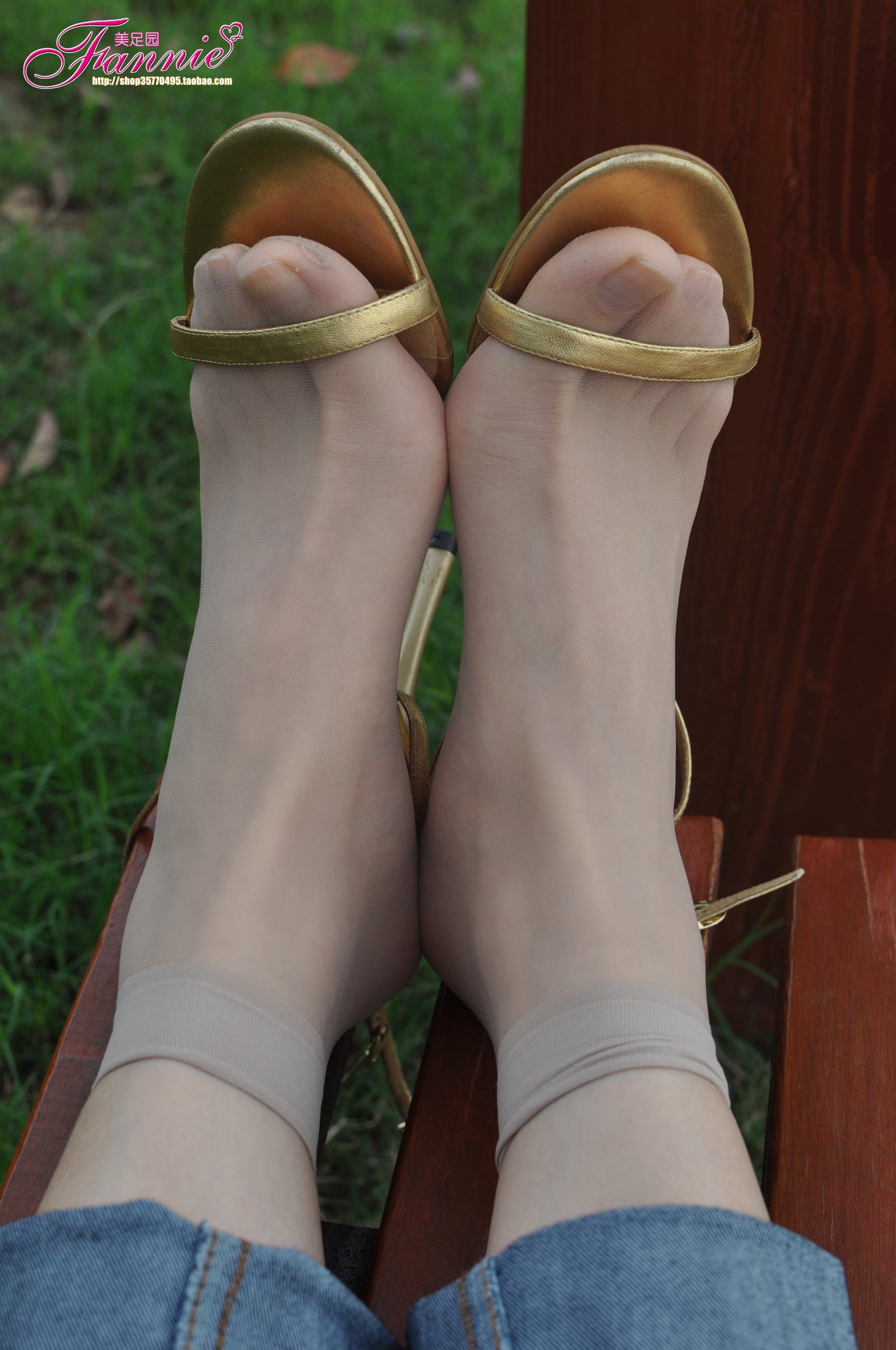 图片[37]-Fannie芬妮每足园 No.517 行在深秋 丝族4[41P] – 速更版-美库