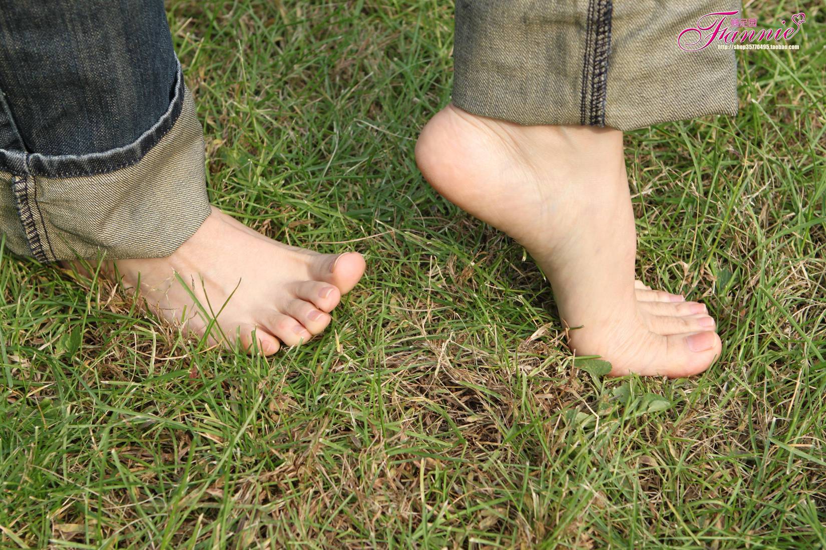 图片[45]-Fannie芬妮每足园 No.519 行在深秋 草地[83P] – 速更版-美库