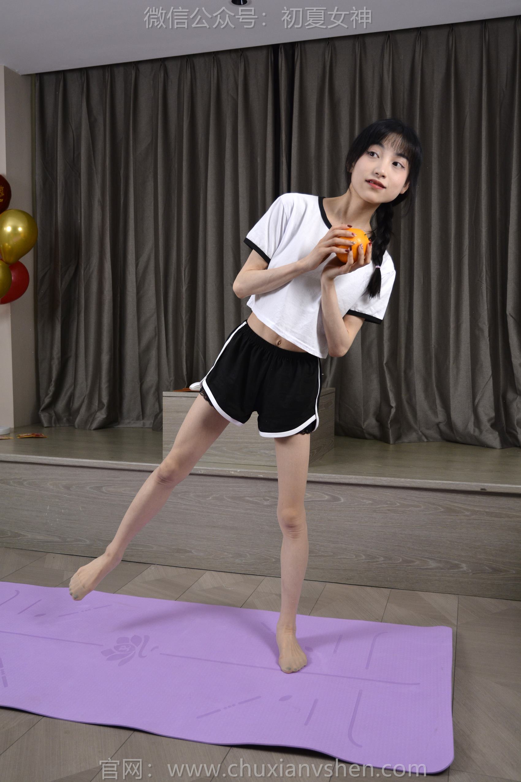 图片[21]-初夏女神 NO.151 柒柒 我的大嘴猴[110P] – 速更版-美库