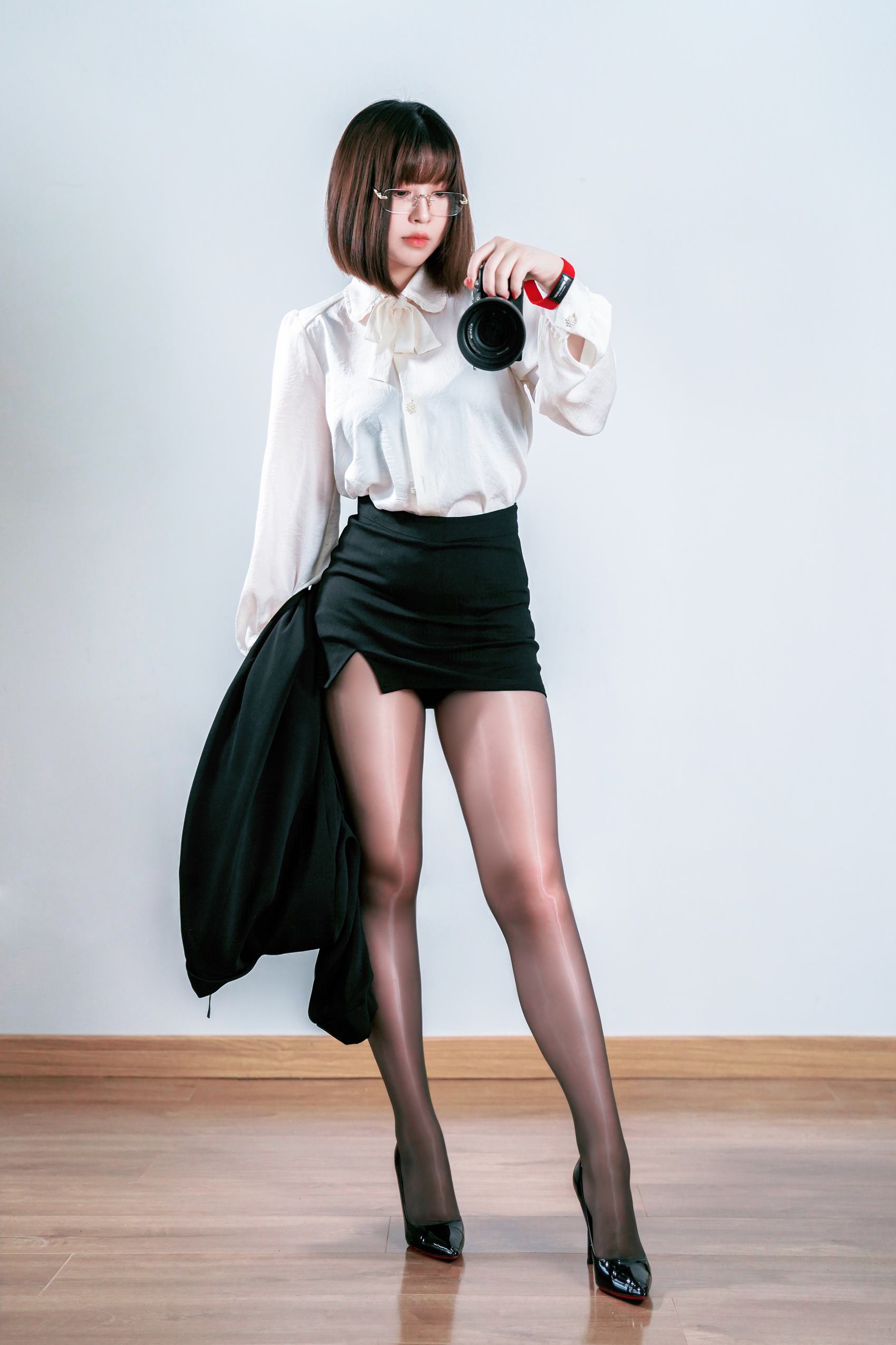 图片[12]-半半子  – OL自撮[28P] – 速更版-美库