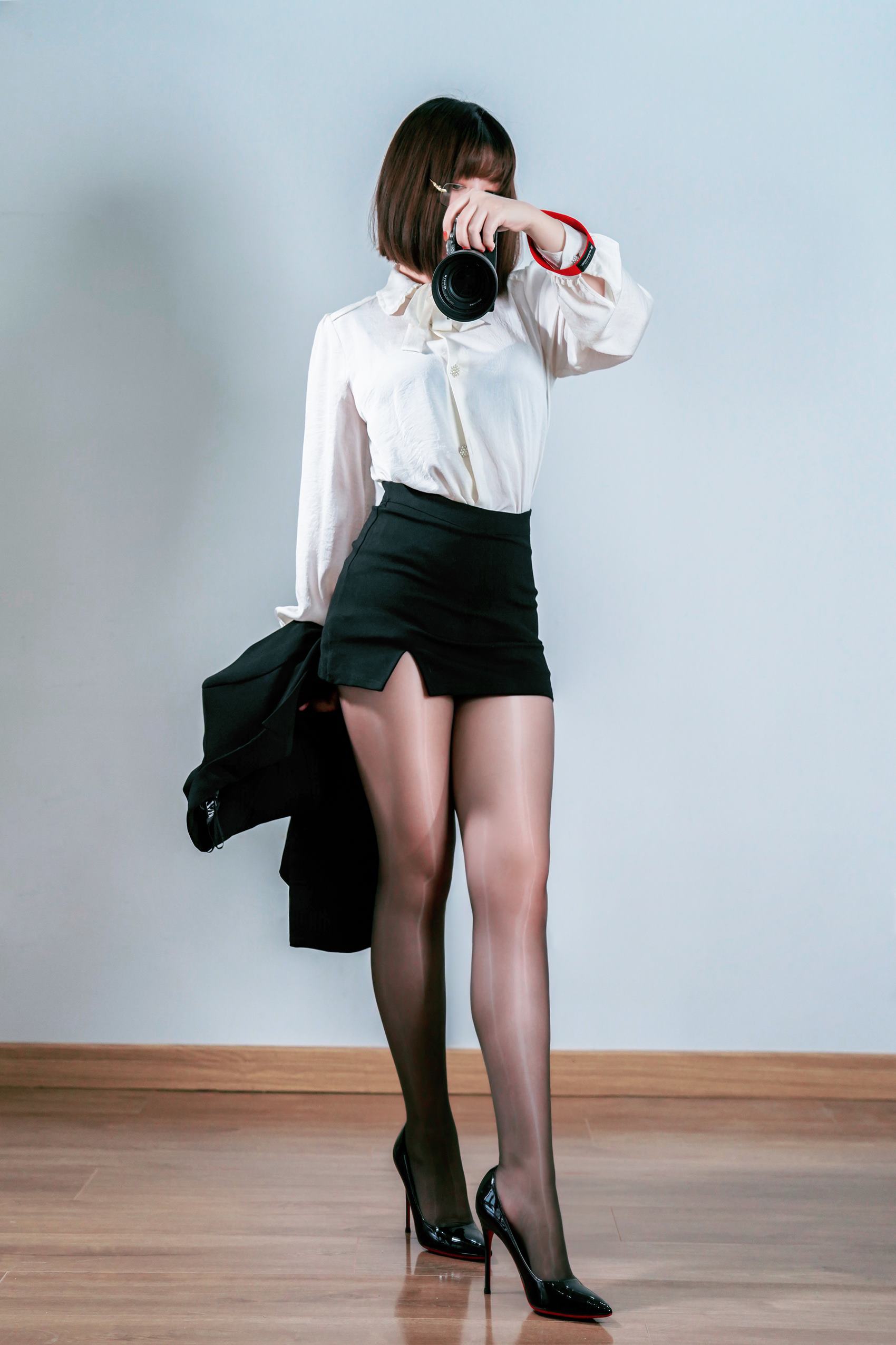 图片[15]-半半子  – OL自撮[28P] – 速更版-美库