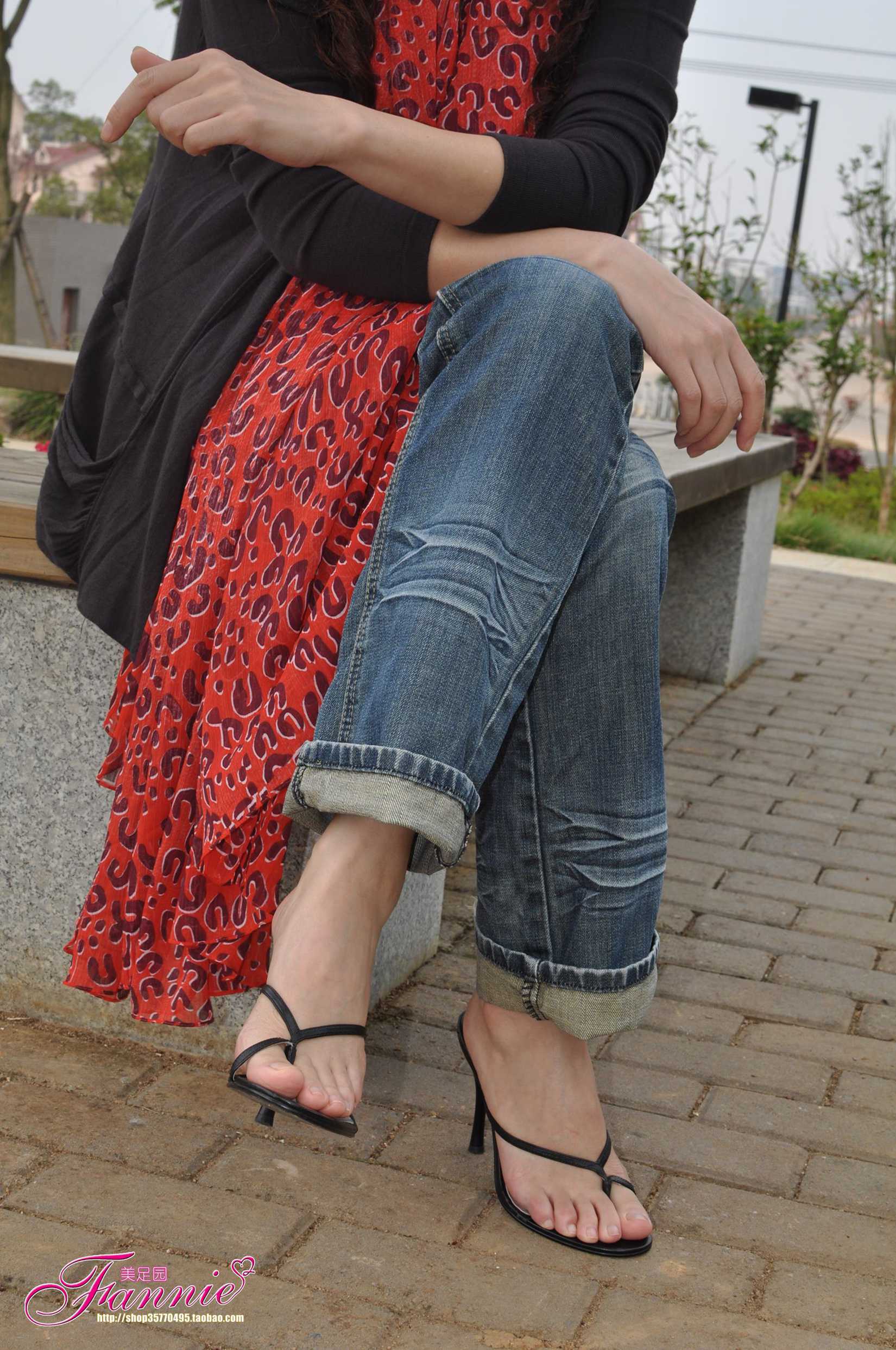 图片[22]-Fannie芬妮每足园 No.521 心绪盈秋 裸足高跟[34P] – 速更版-美库