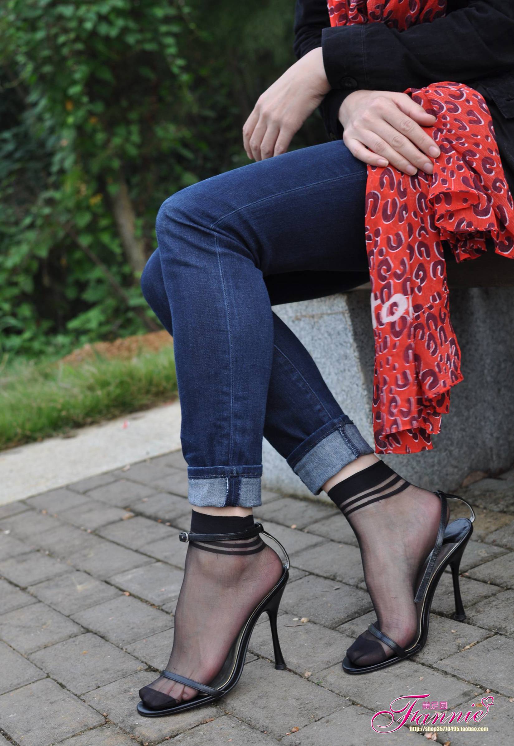 图片[14]-Fannie芬妮每足园 No.522 心绪盈秋 黑丝[61P] – 速更版-美库