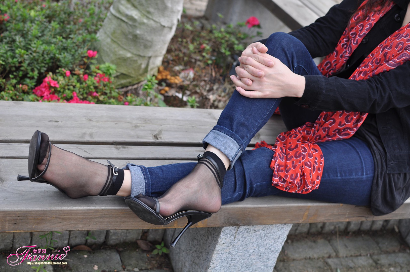 图片[35]-Fannie芬妮每足园 No.522 心绪盈秋 黑丝[61P] – 速更版-美库