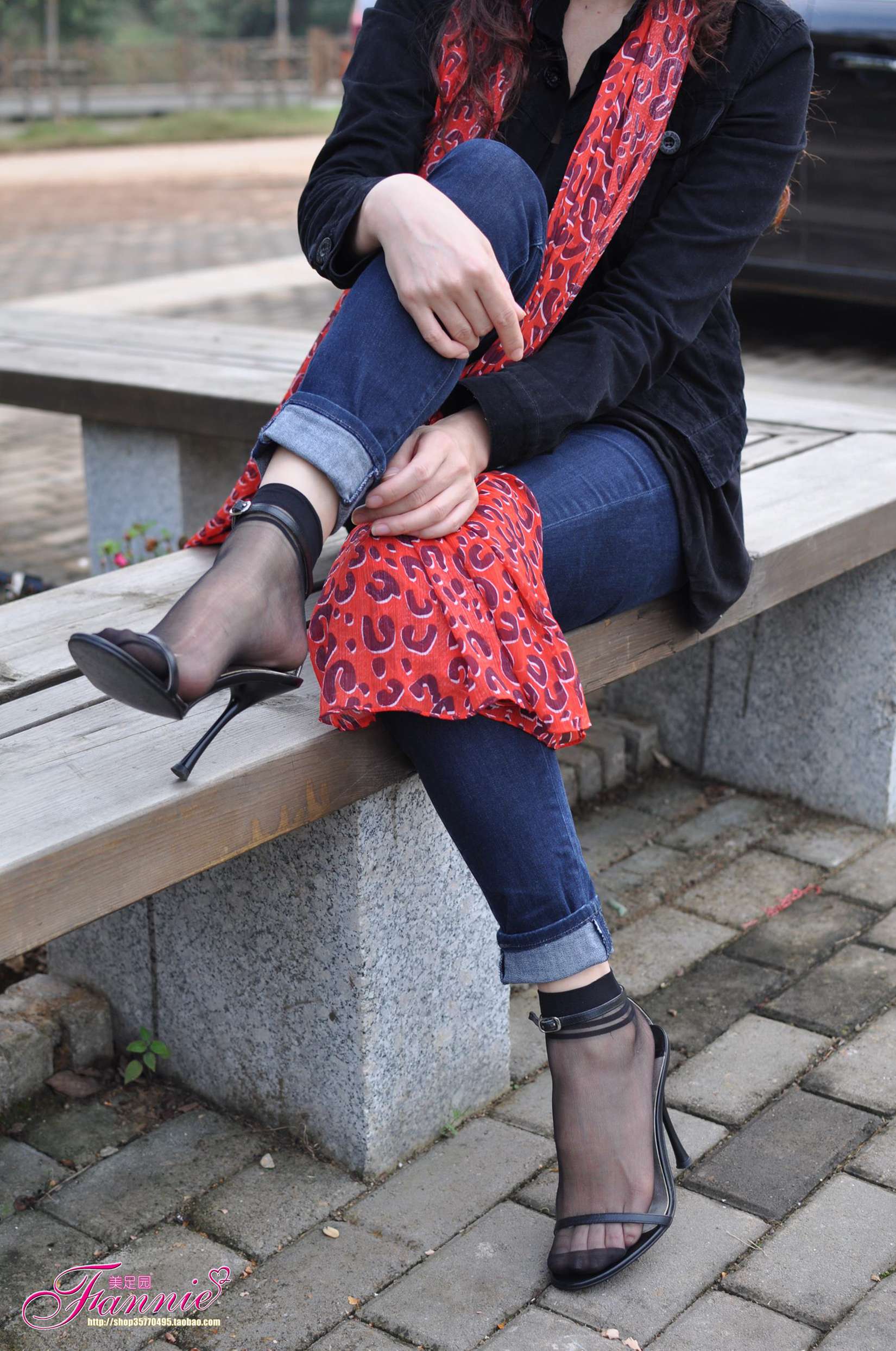 图片[44]-Fannie芬妮每足园 No.522 心绪盈秋 黑丝[61P] – 速更版-美库