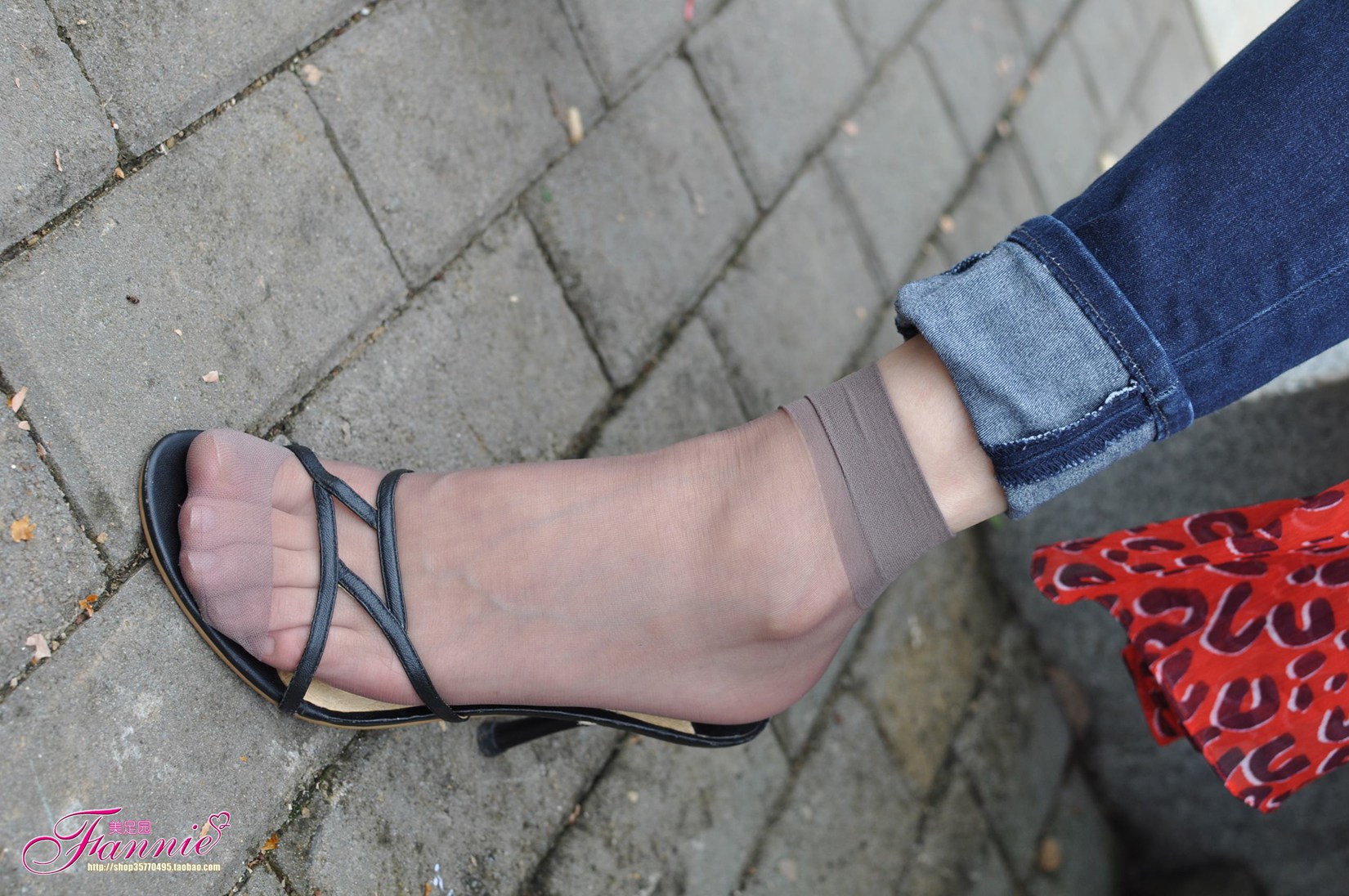 图片[24]-Fannie芬妮每足园 No.523 心绪盈秋 灰丝[66P] – 速更版-美库