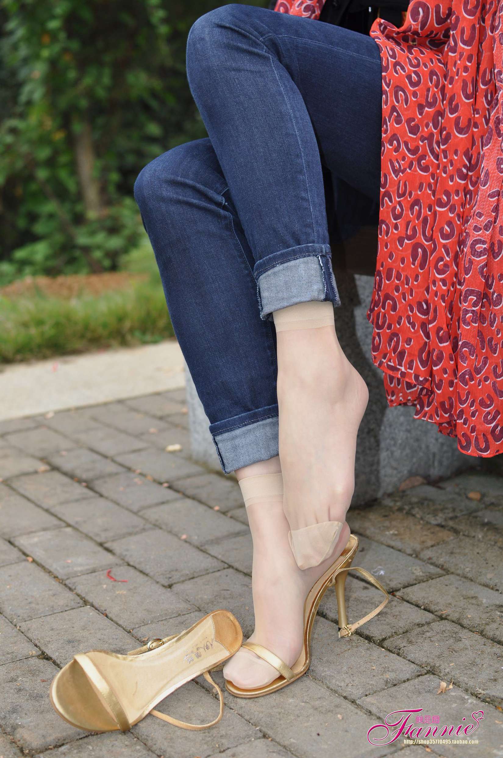 图片[16]-Fannie芬妮每足园 No.524 心绪盈秋 肉丝[84P] – 速更版-美库