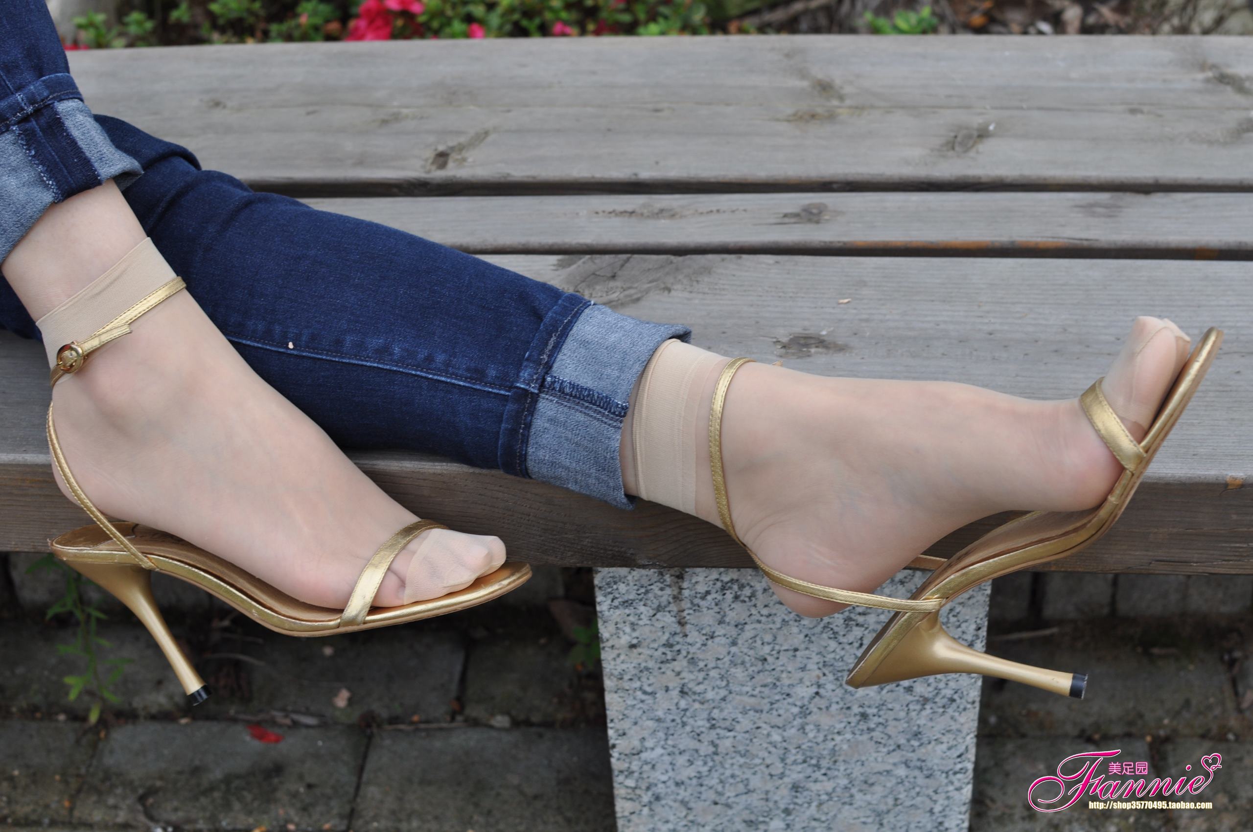 图片[42]-Fannie芬妮每足园 No.524 心绪盈秋 肉丝[84P] – 速更版-美库