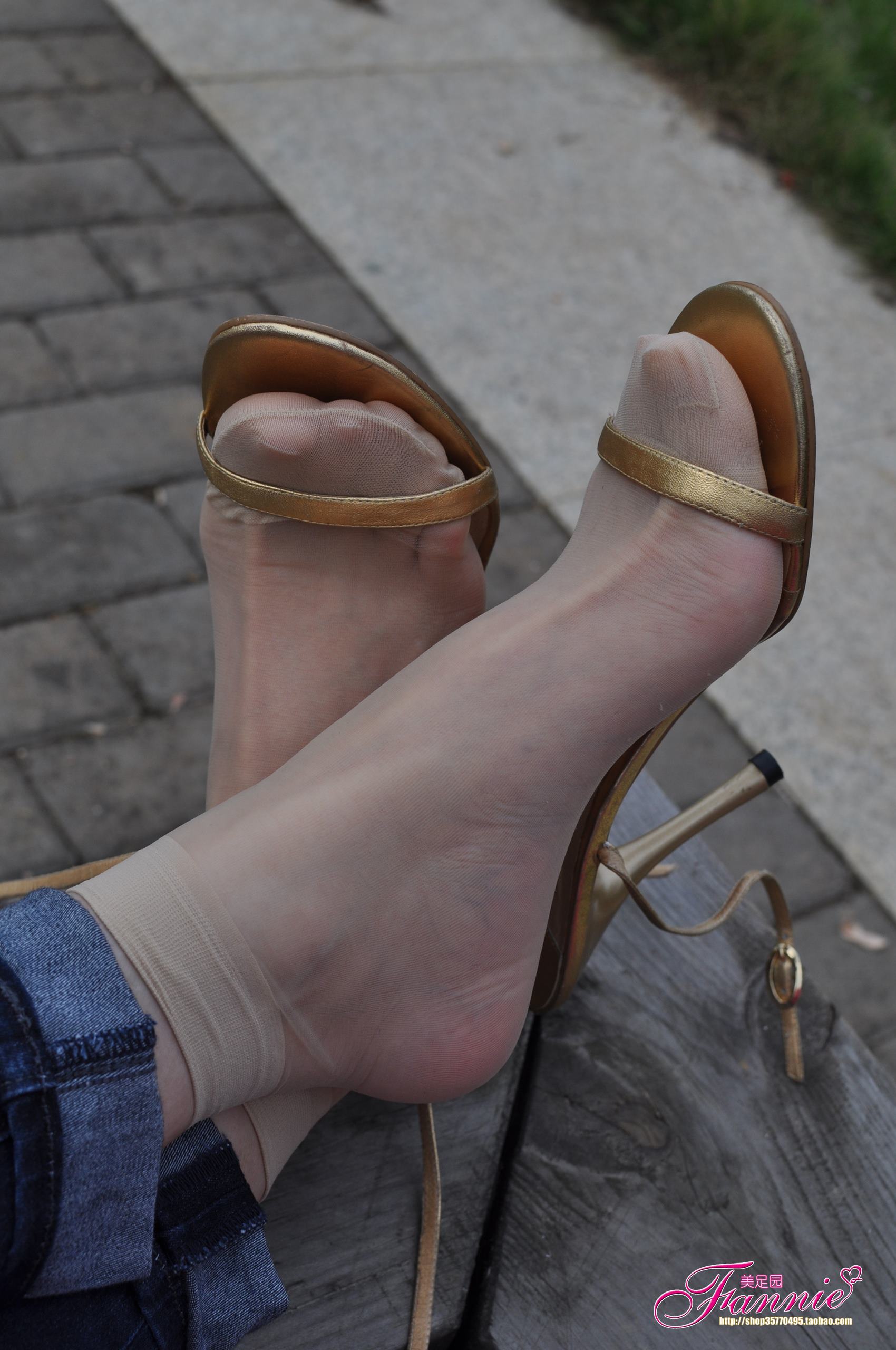 图片[73]-Fannie芬妮每足园 No.524 心绪盈秋 肉丝[84P] – 速更版-美库