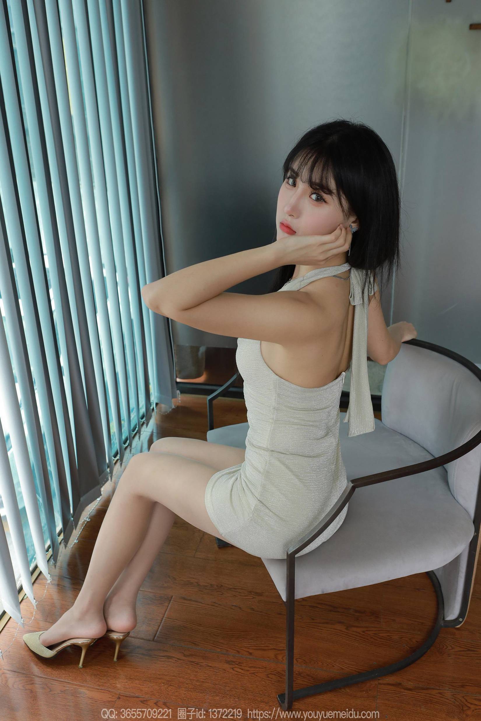 图片[33]-[IESS异思趣向] 2024.05.31 丝享家1756：小宝《挂脖包臀裙》[84P] – 速更版-美库