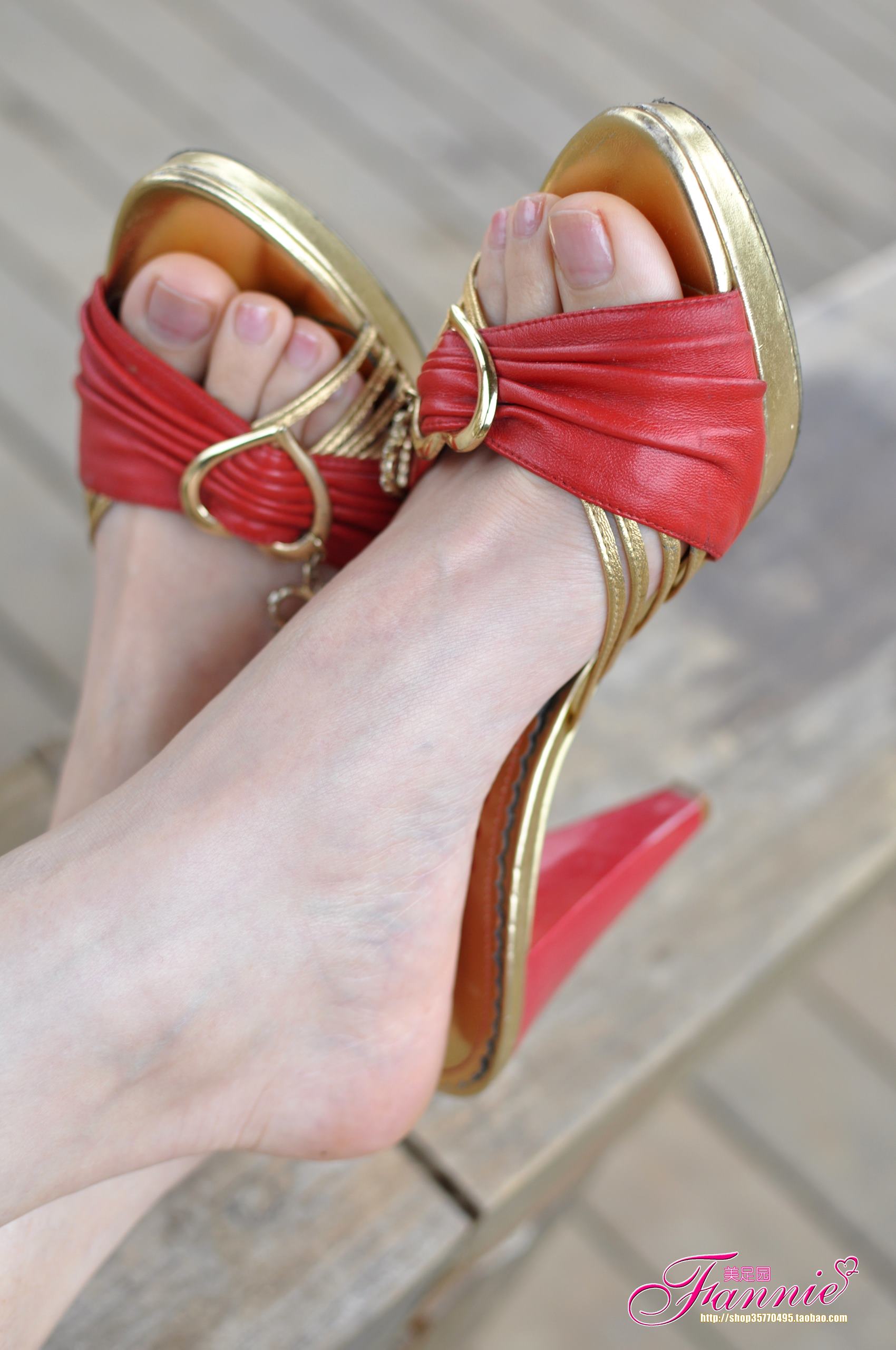 图片[67]-Fannie芬妮每足园 No.528 休闲时光 红凉拖[69P] – 速更版-美库