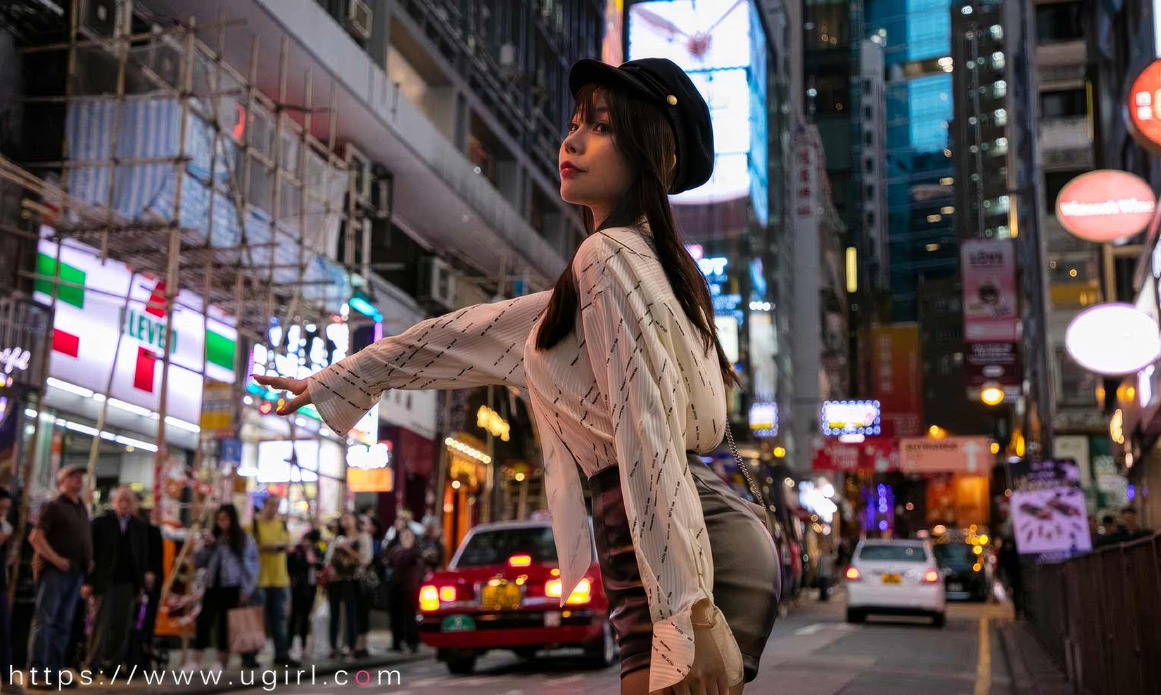 图片[28]-[爱尤物]2024 NO.2867 你出现的街角 芝芝booty[35P] – 速更版-美库