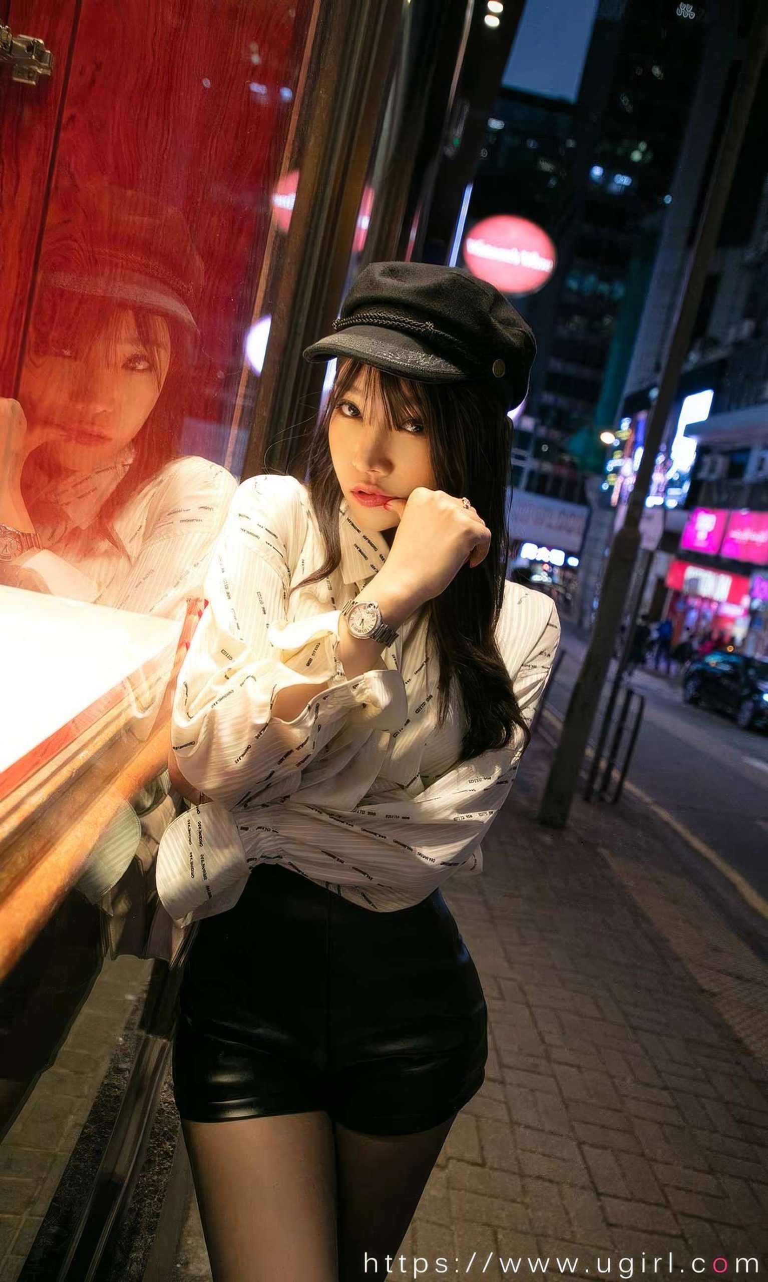 图片[36]-[爱尤物]2024 NO.2867 你出现的街角 芝芝booty[35P] – 速更版-美库