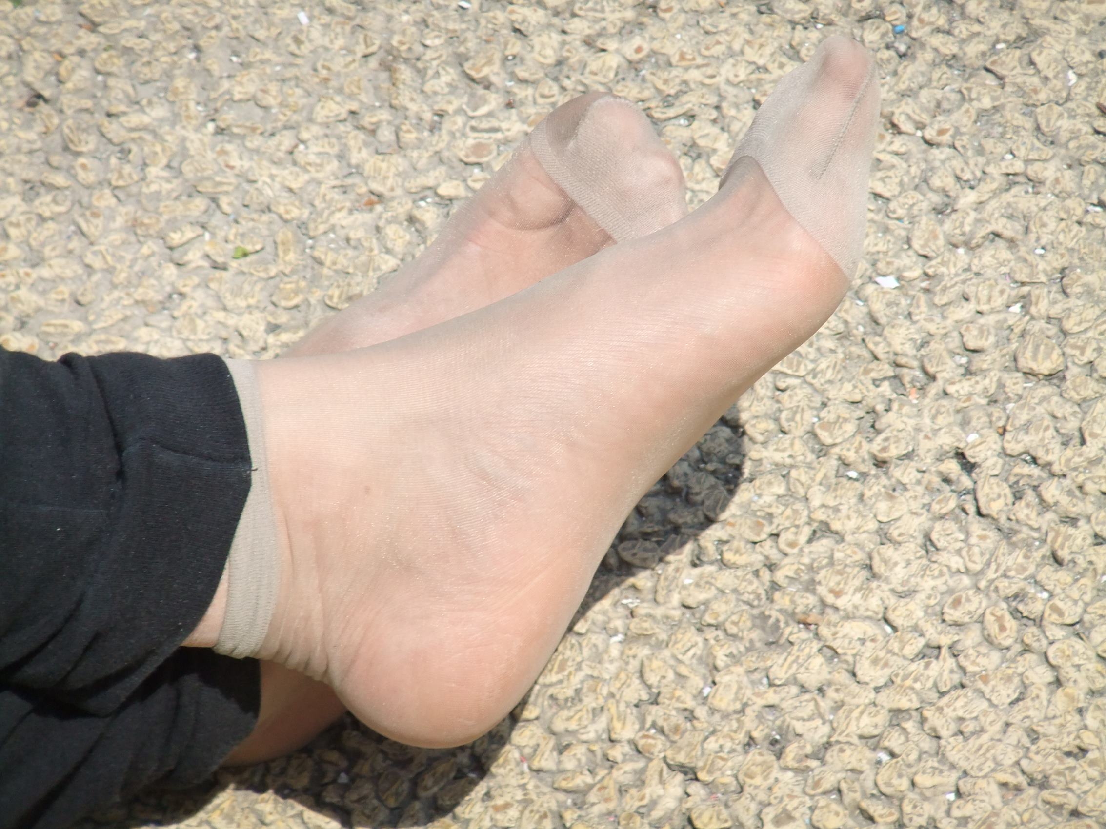 图片[13]-自由摄影 No.257 街头晒脚 [40P] – 速更版-美库