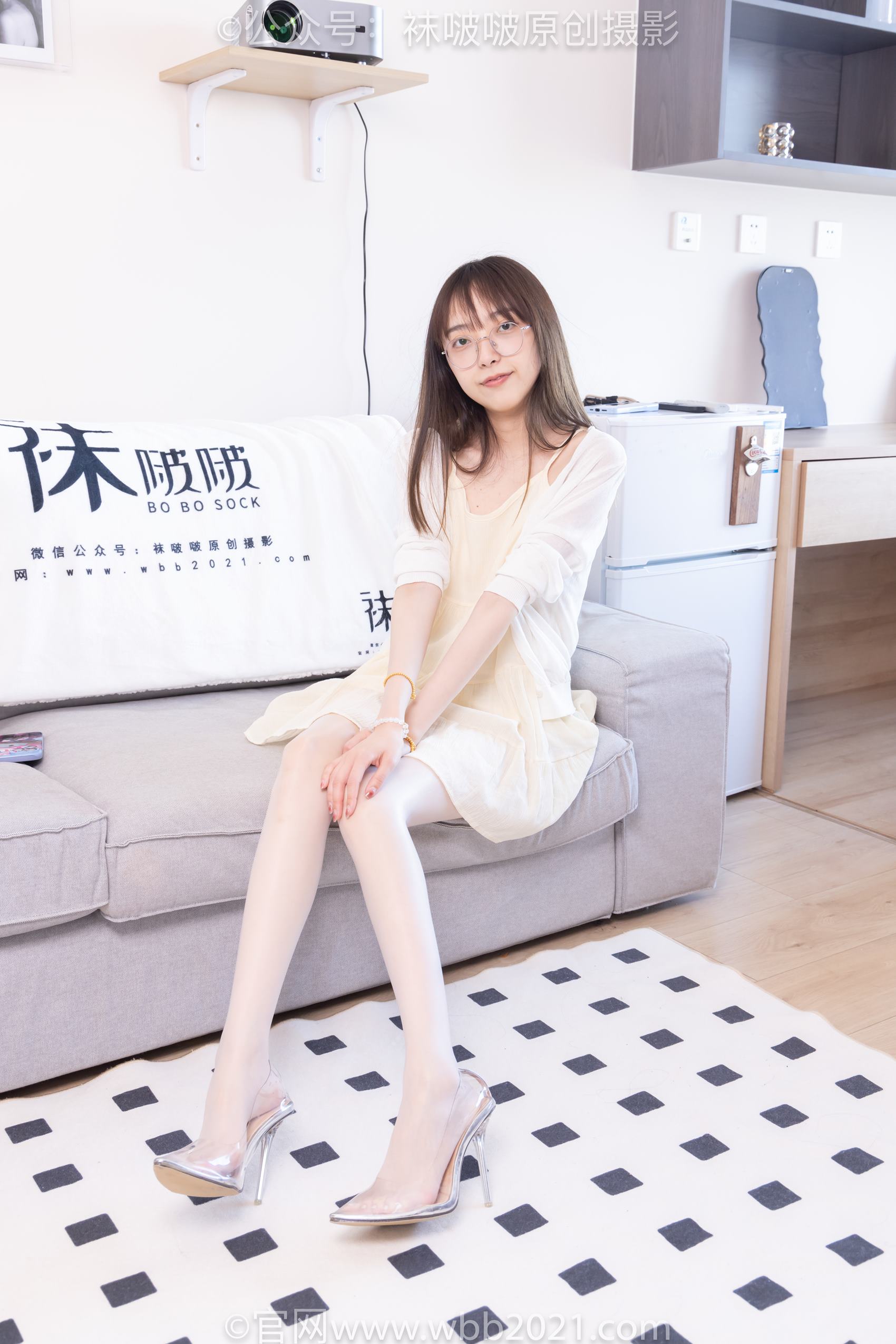 图片[48]-[BoBoSocks袜啵啵]NO.391 稚予-两双高跟鞋、肉丝、油亮白丝、裸足[145P] – 速更版-美库