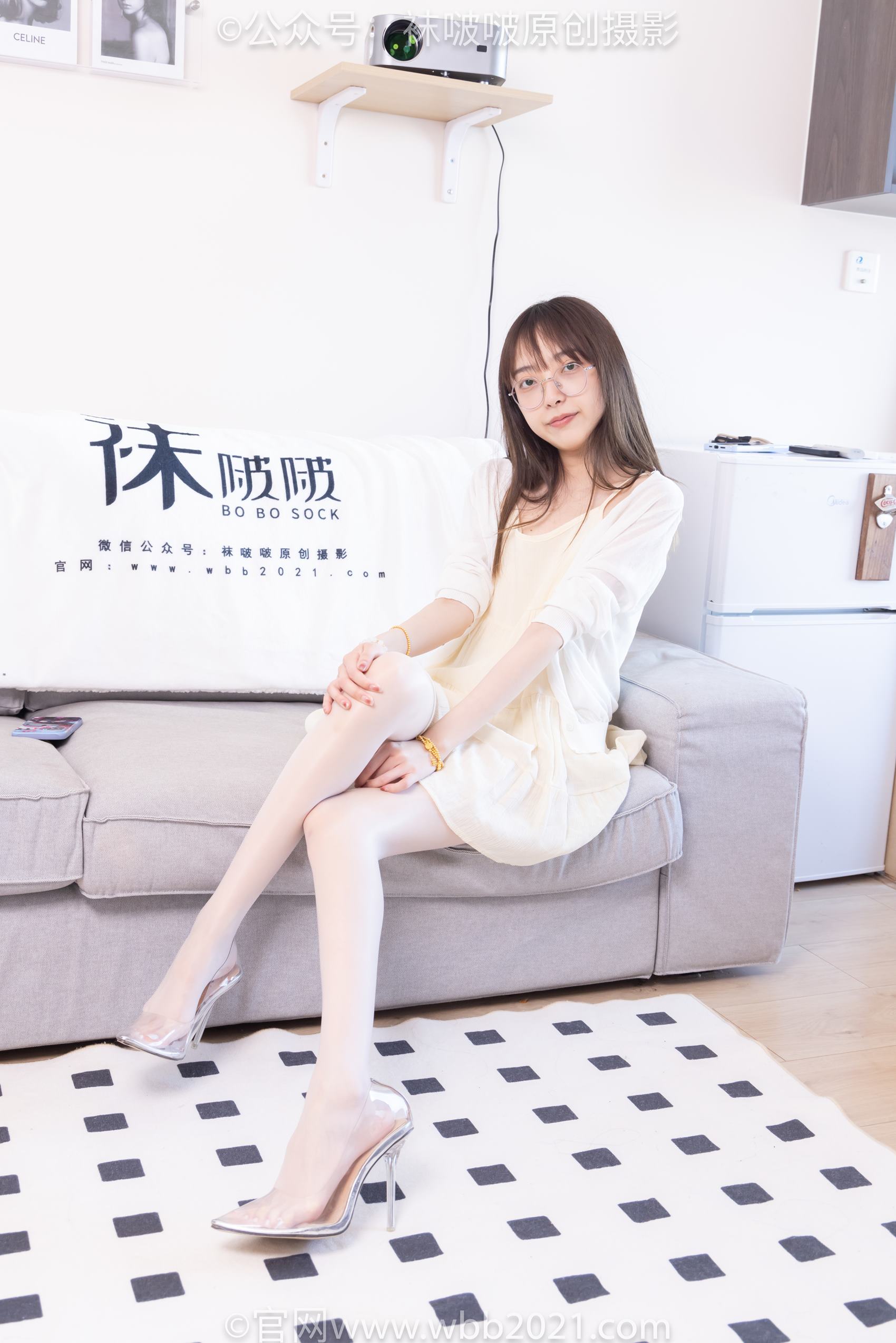 图片[50]-[BoBoSocks袜啵啵]NO.391 稚予-两双高跟鞋、肉丝、油亮白丝、裸足[145P] – 速更版-美库