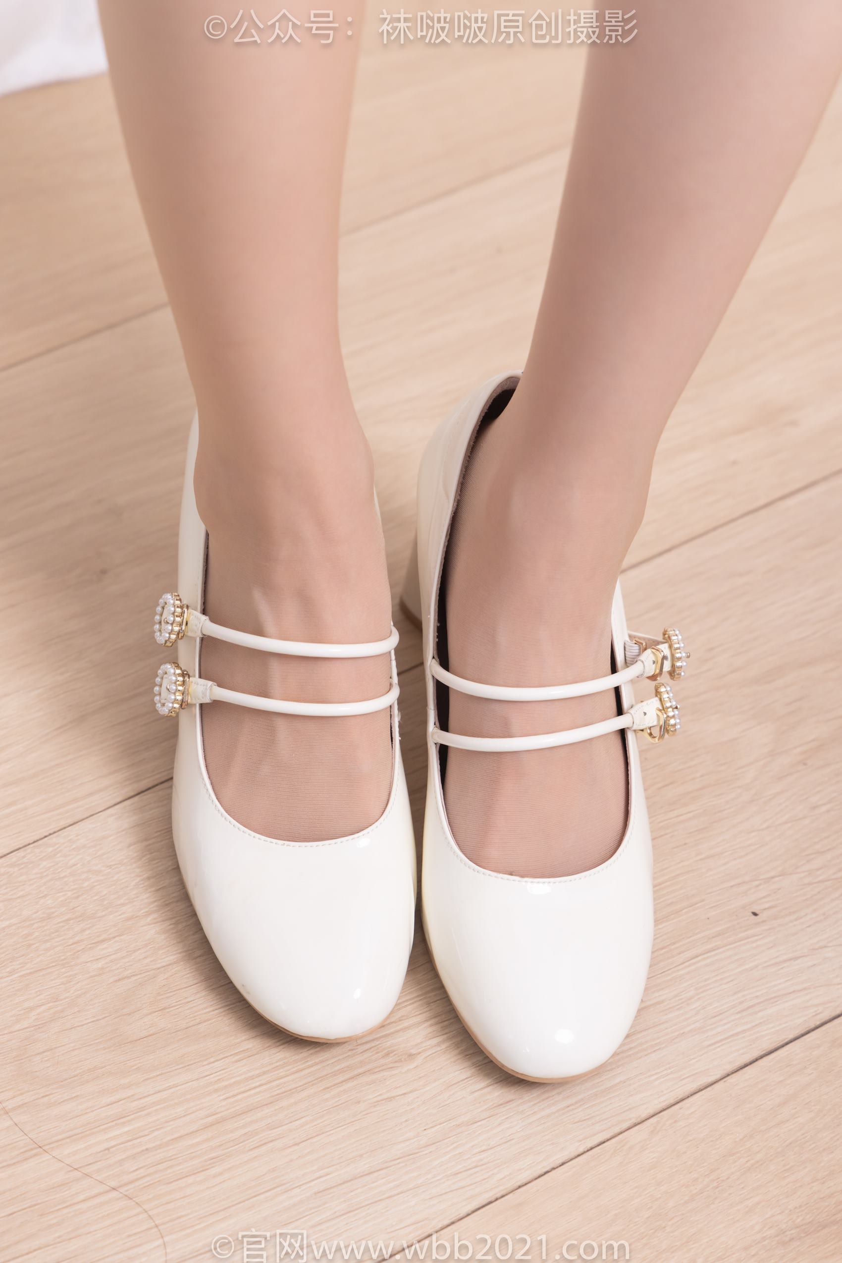 图片[112]-[BoBoSocks袜啵啵]NO.391 稚予-两双高跟鞋、肉丝、油亮白丝、裸足[145P] – 速更版-美库