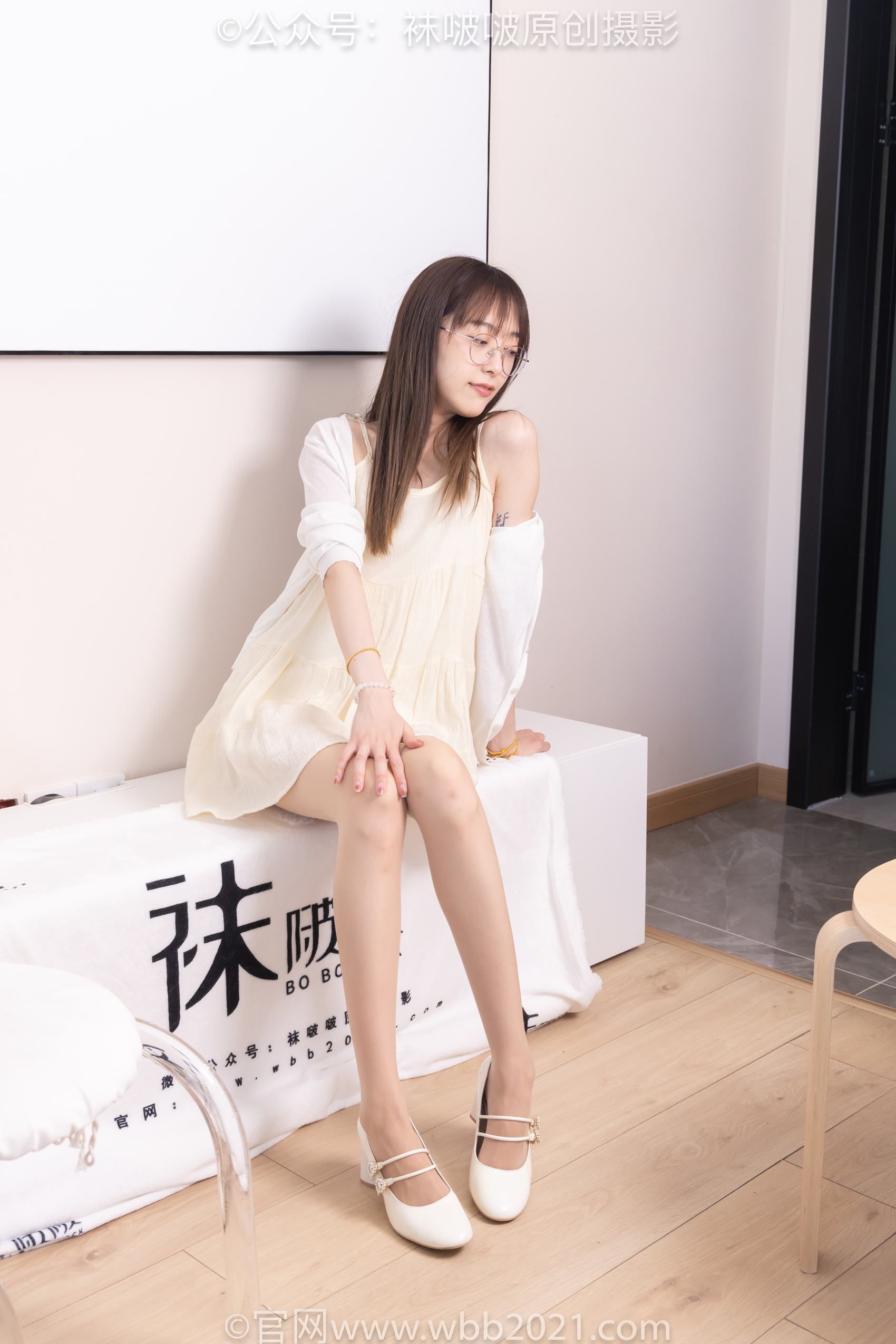 图片[126]-[BoBoSocks袜啵啵]NO.391 稚予-两双高跟鞋、肉丝、油亮白丝、裸足[145P] – 速更版-美库