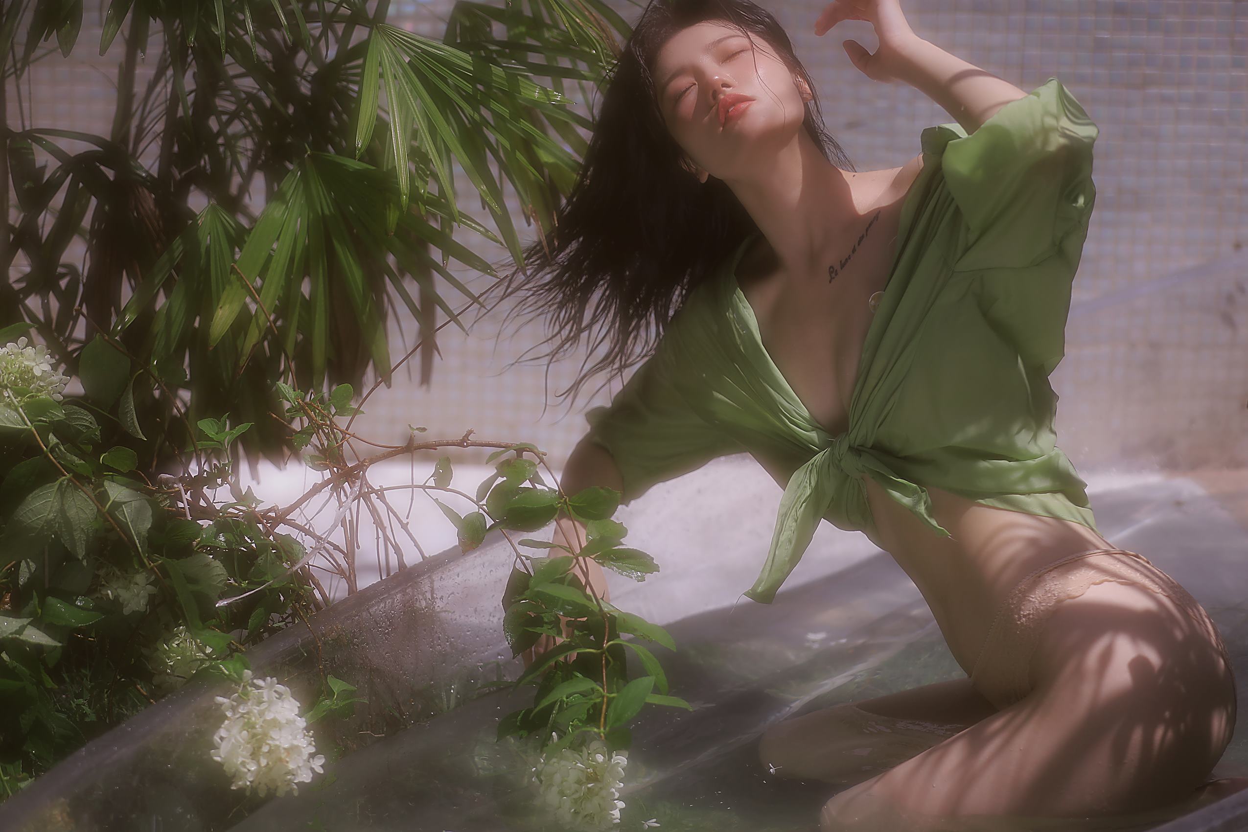 图片[10]-桃良阿宅 – 绿意[12P] – 速更版-美库