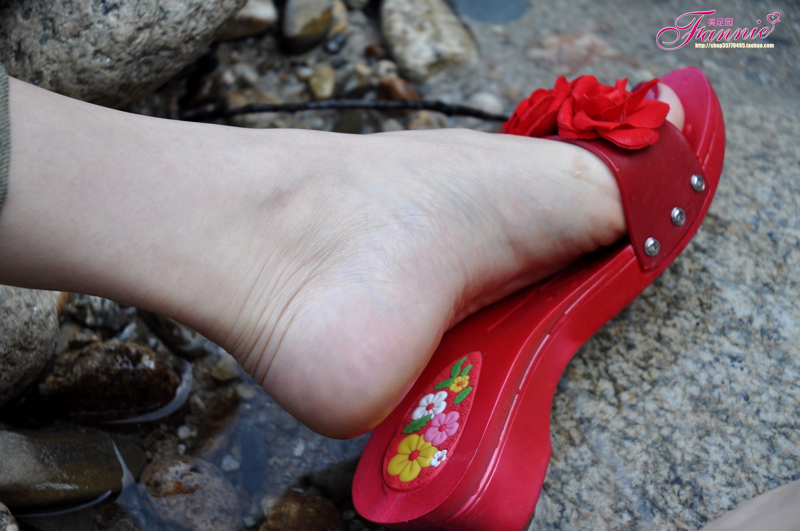 图片[16]-Fannie芬妮每足园 No.538 阳光下的水舞[39P] – 速更版-美库