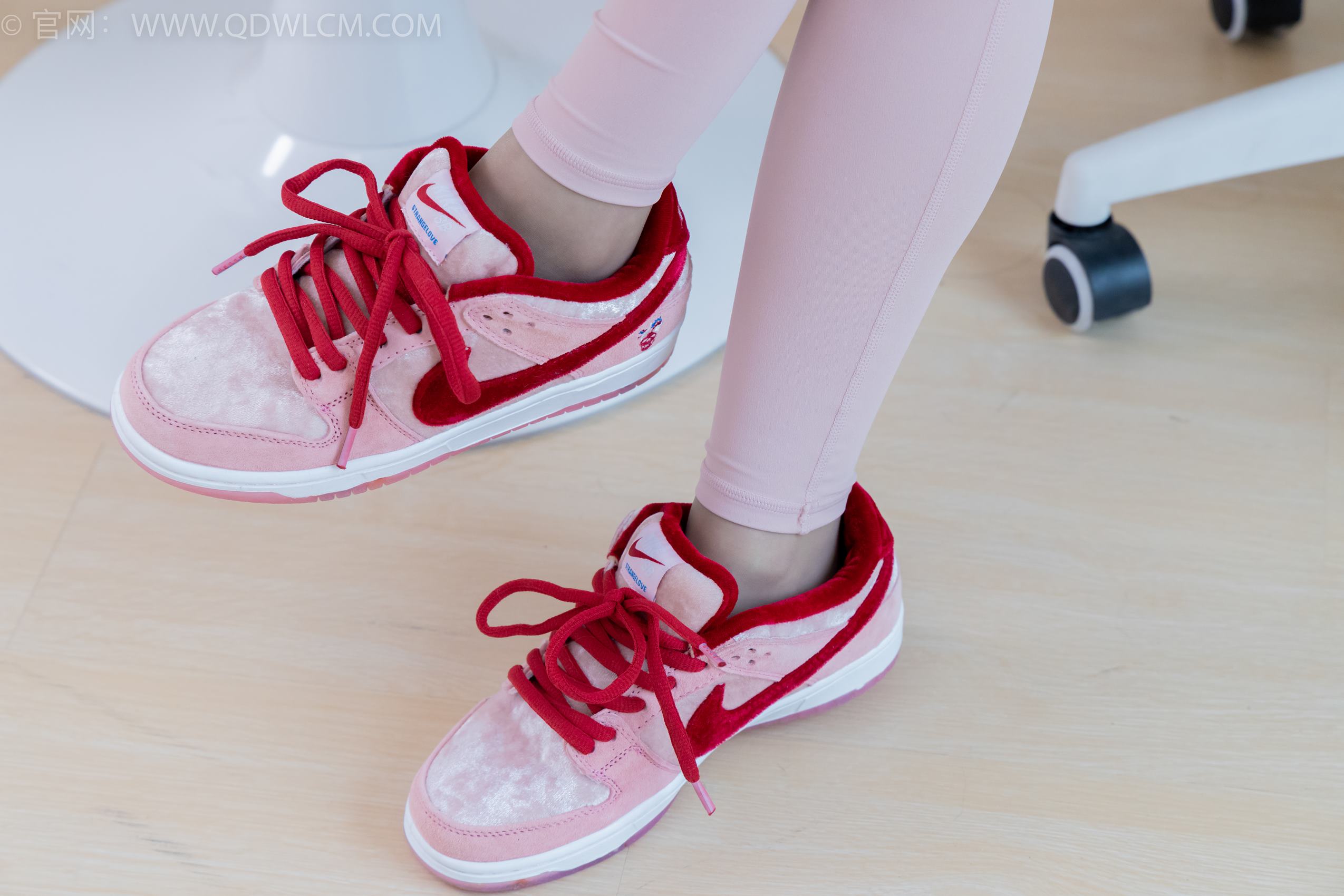 图片[10]-物恋传媒 NO.1993 闪闪-水的形状[160P] – 速更版-美库